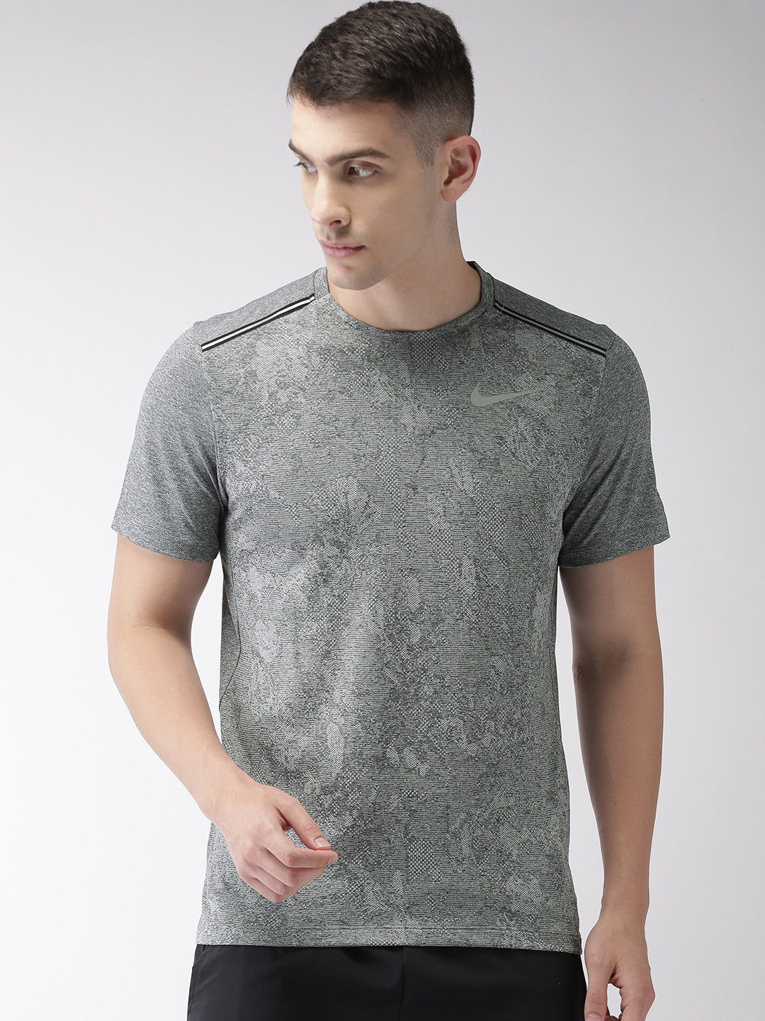 mens grey nike dri fit t shirt