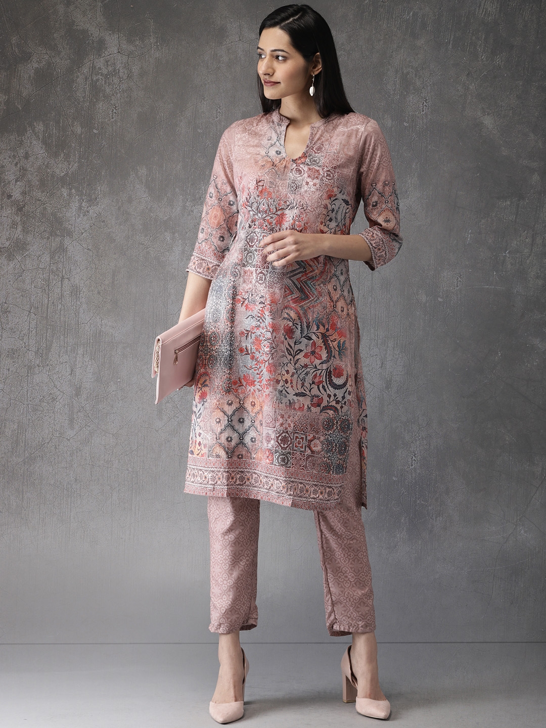myntra anouk kurta set