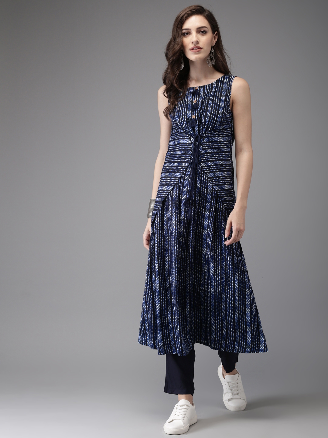 myntra anouk kurta set