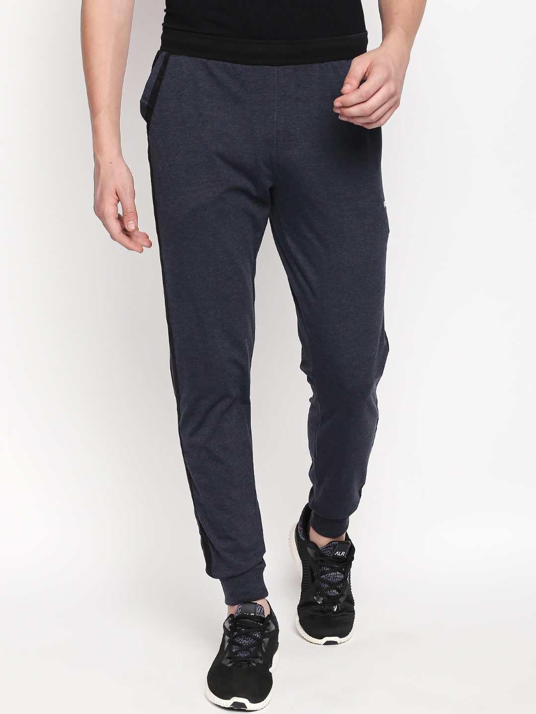 joggers track
