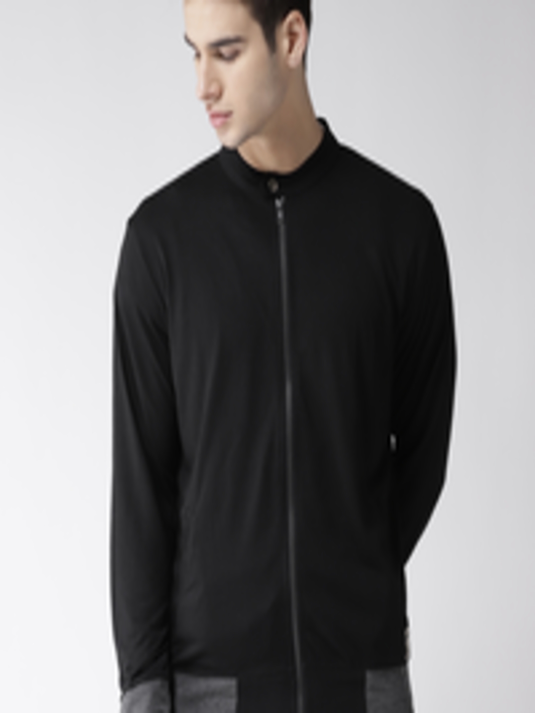 Buy Hubberholme Men Black Solid Sweatshirt - Sweatshirts for Men ...