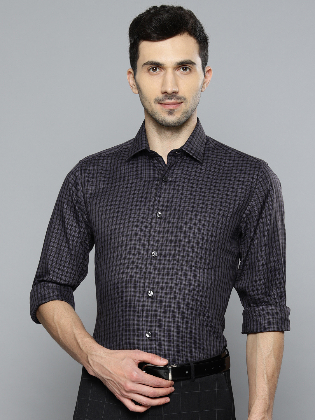 Buy Louis Philippe Men Charcoal & Black Slim Fit Self ...