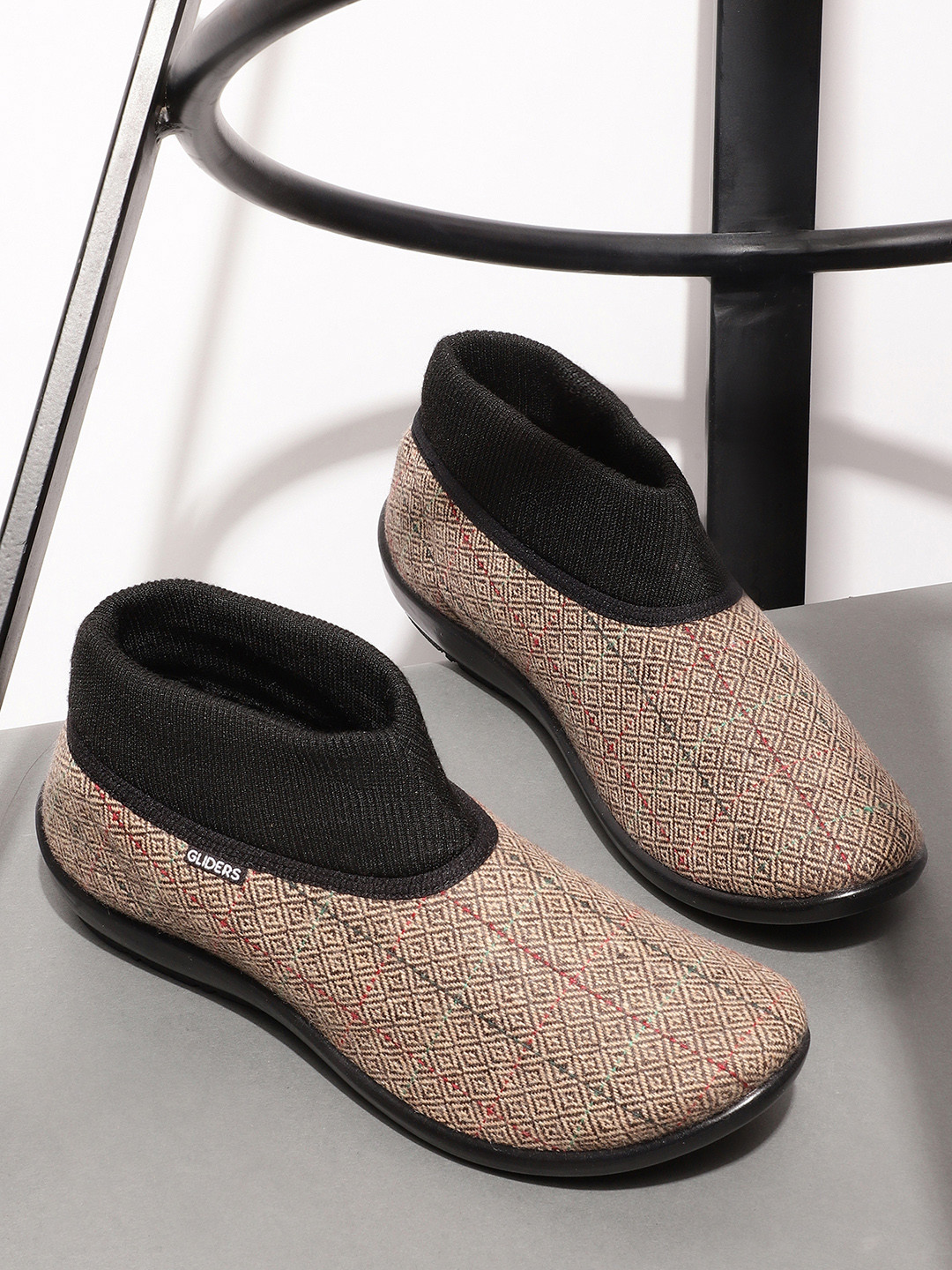 gliders shoes for ladies