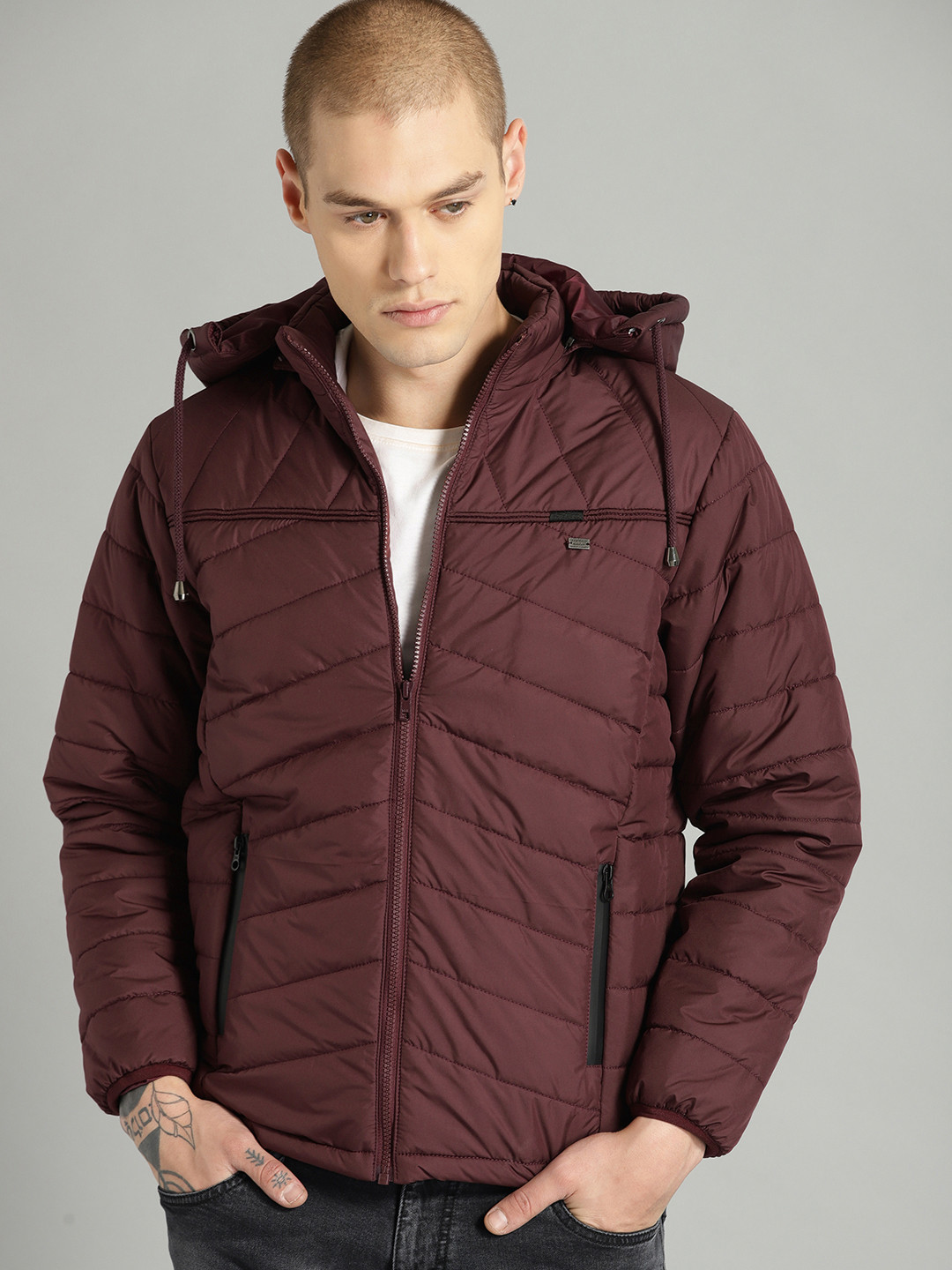 Buy Roadster Men Burgundy Solid Puffer Jacket - Jackets for Men 9563927 | Myntra