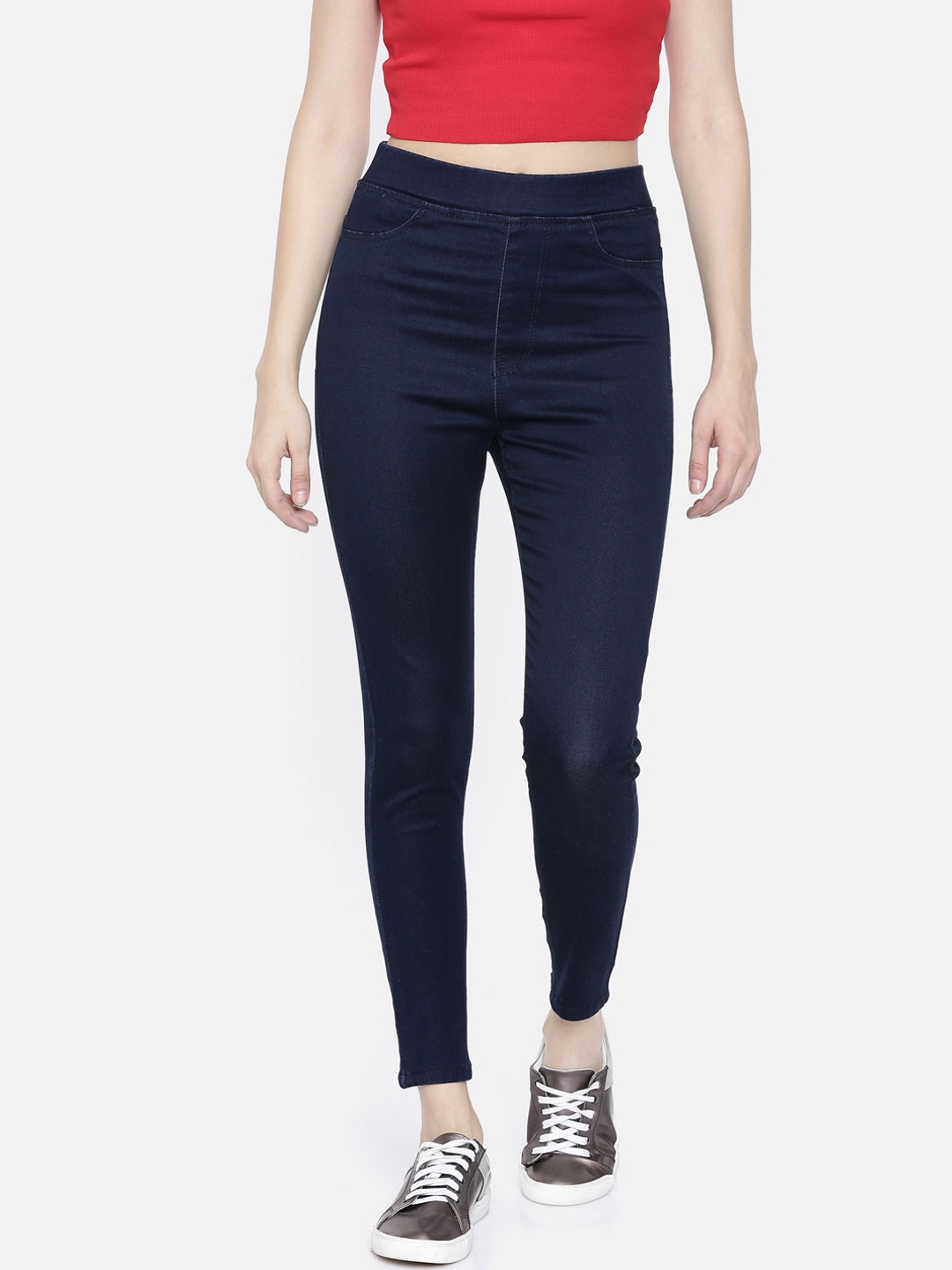 jeggings below 200