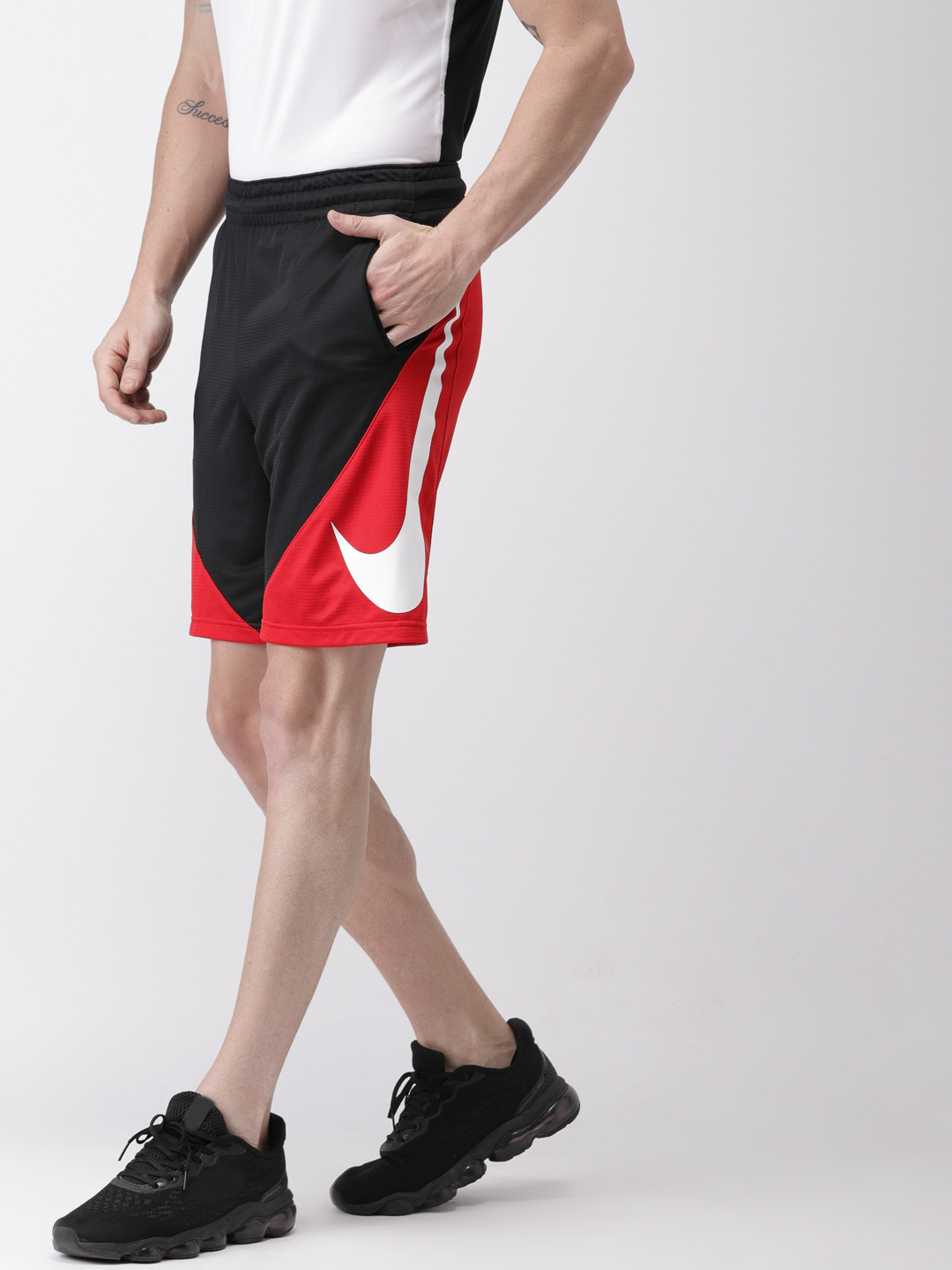 Buy Nike Men Black & Red Colourblocked AS HBR Standard Fit Sports