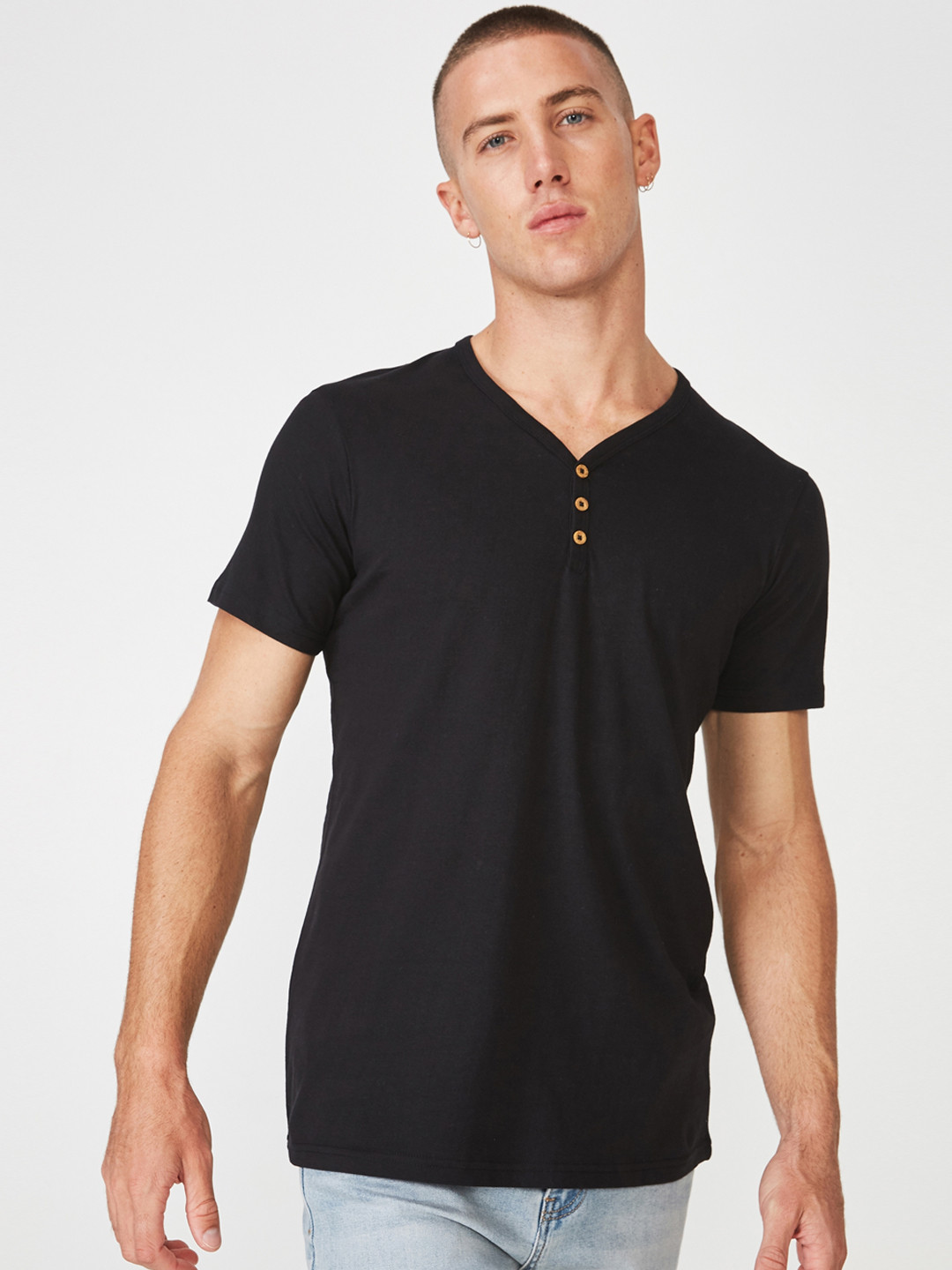 Men's Black Solid Henley Neck T-Shirt