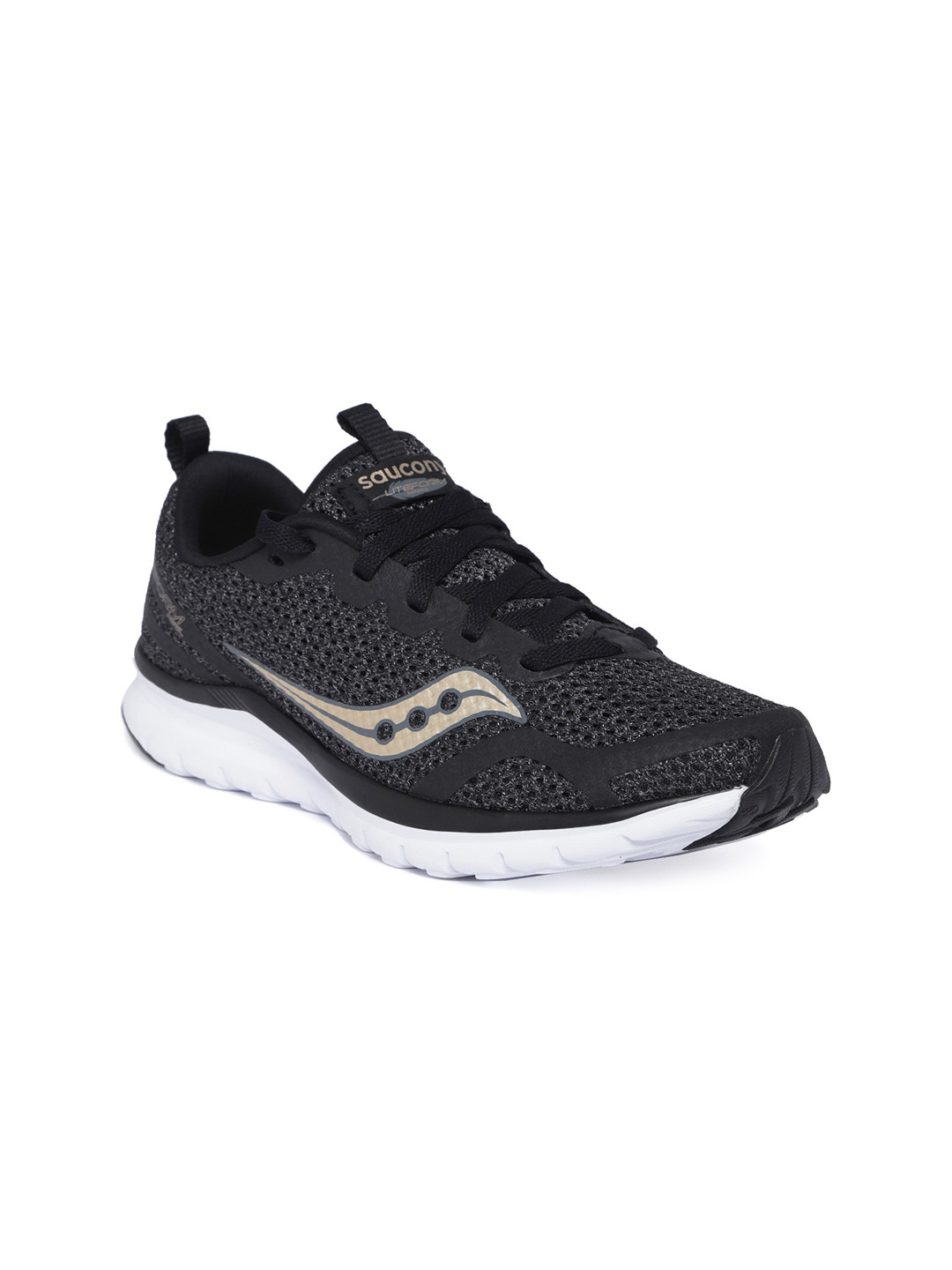 saucony myntra
