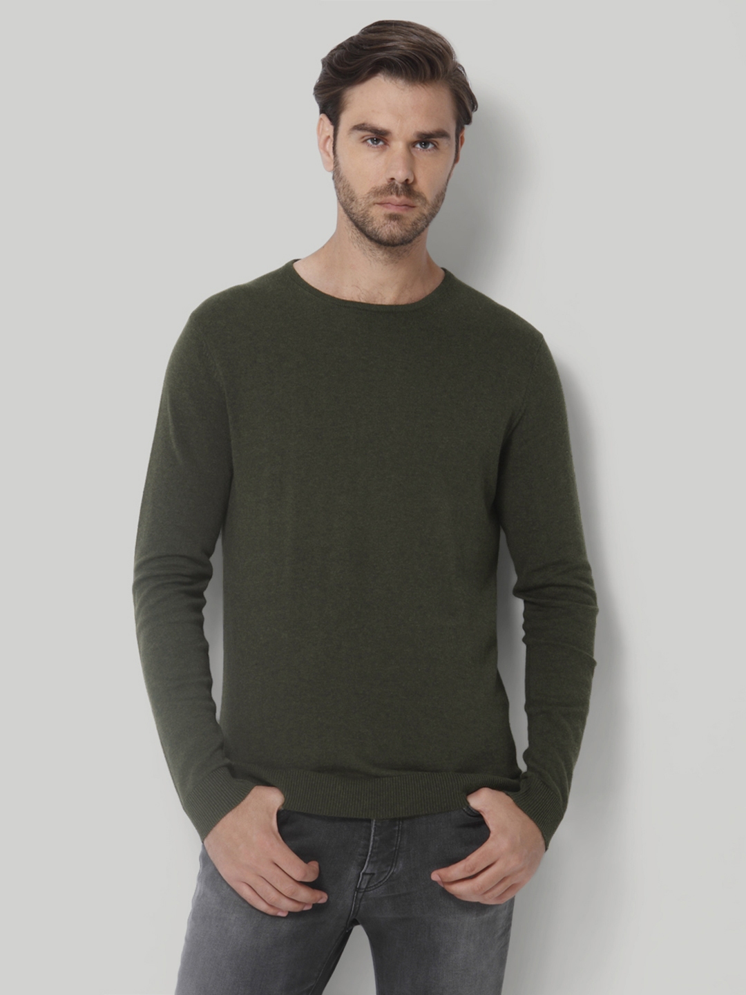Buy SELECTED Men Olive Green Solid Round Neck T Shirt - Tshirts for Men ...