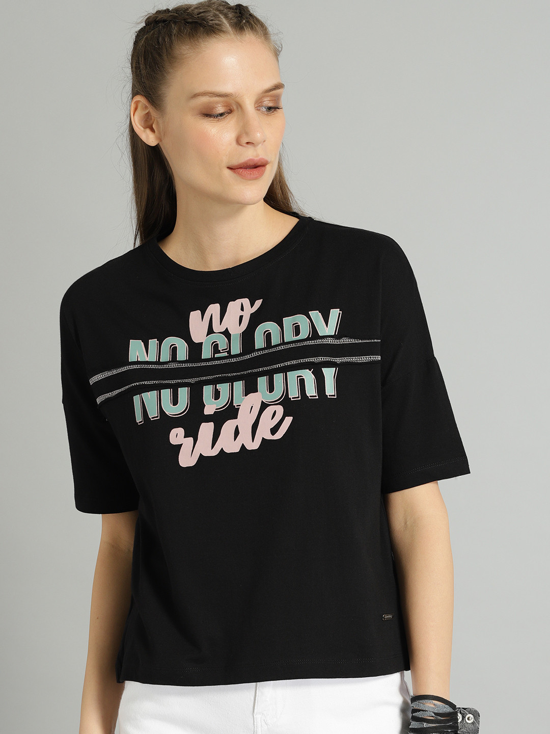 Buy The Roadster Lifestyle Co Women Black Solid Round Neck Pure Cotton