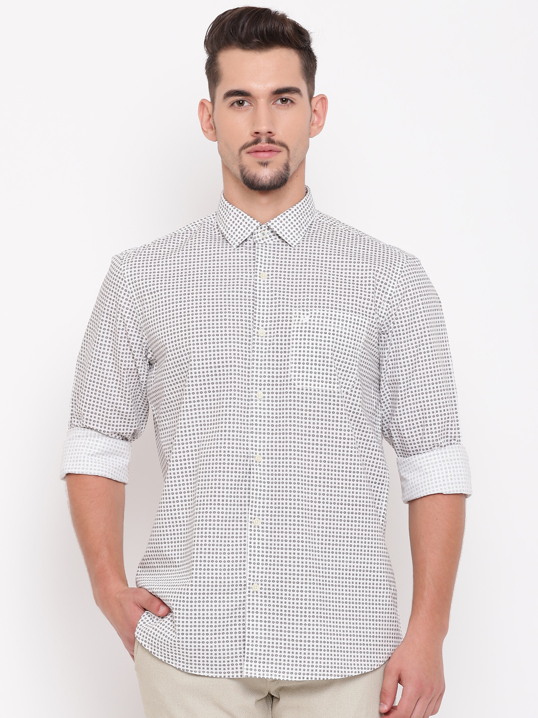 Buy Blackberrys Men White & Black Printed Slim Fit Casual Shirt - Shirts for Men 9742043 | Myntra