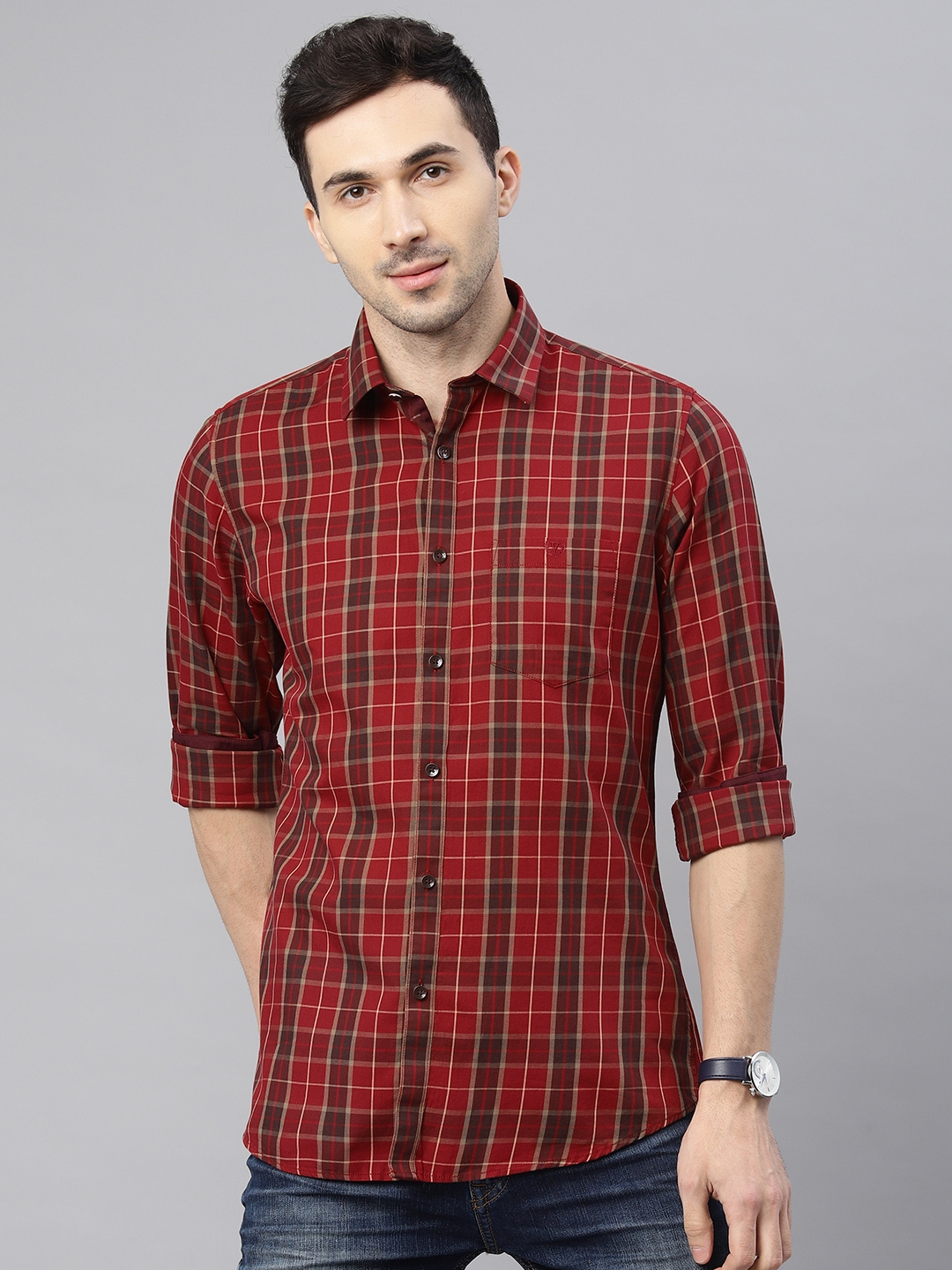 van heusen red tshirt