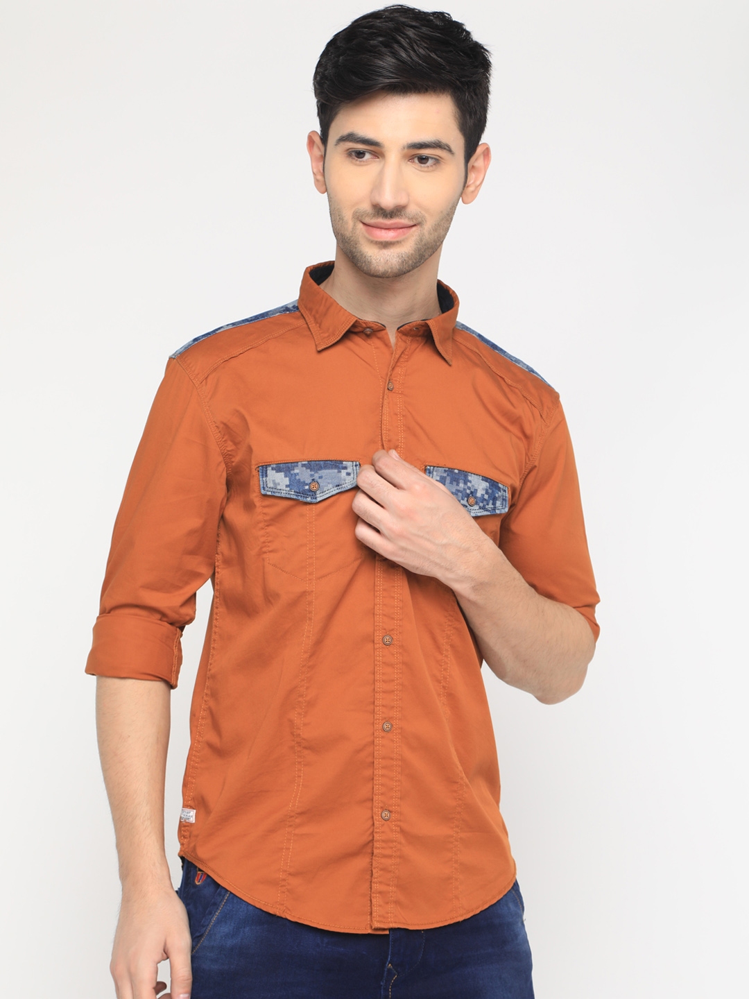 rust colored men's t shirt