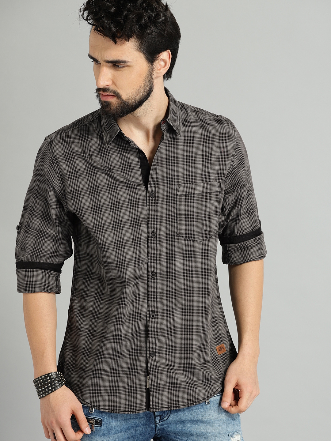 Buy The Roadster Lifestyle Co Men Black Regular Fit Checked Casual Shirt Shirts For Men 