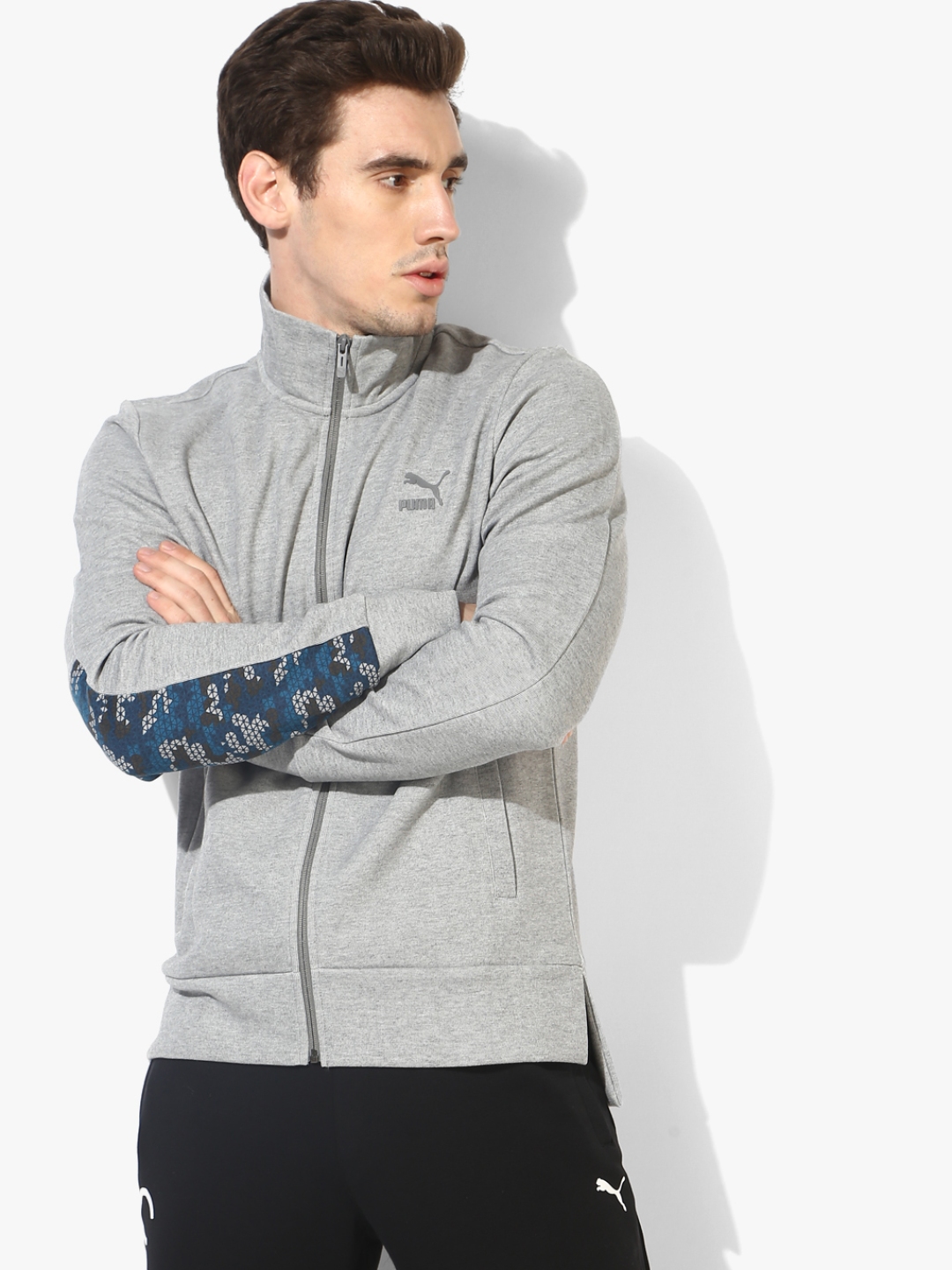 one8 track suit