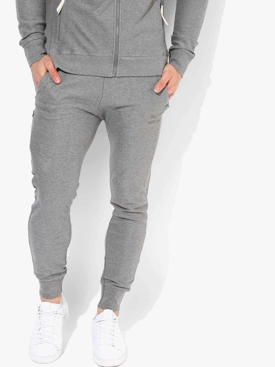 one8 joggers