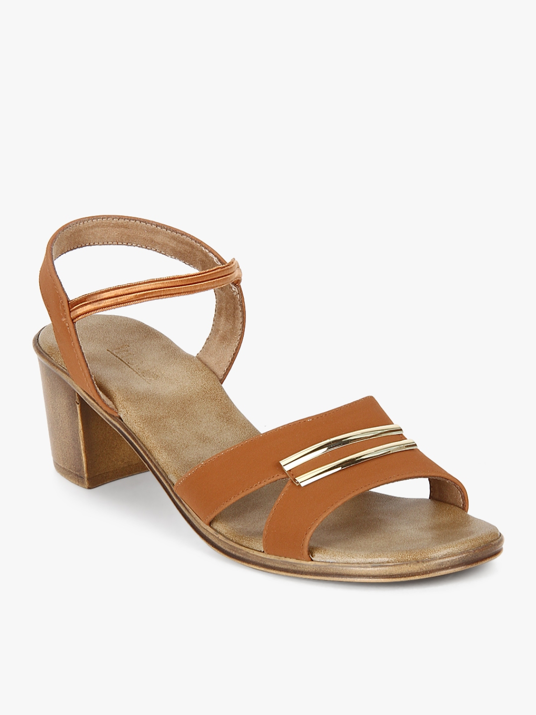 tan sandals size 4