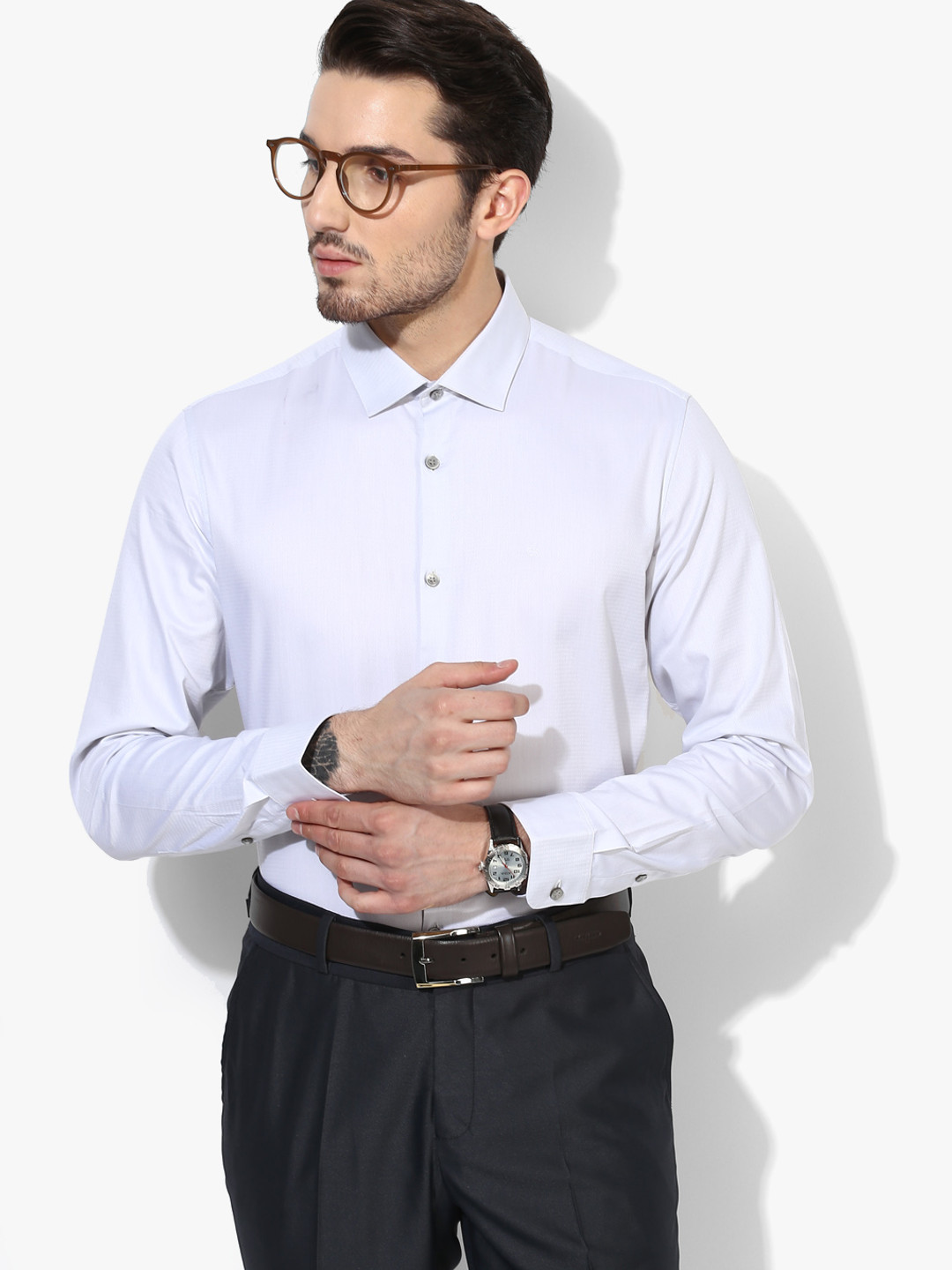 Buy Off White Solid Slim Fit Formal Shirt - Shirts for Men 7685974 | Myntra