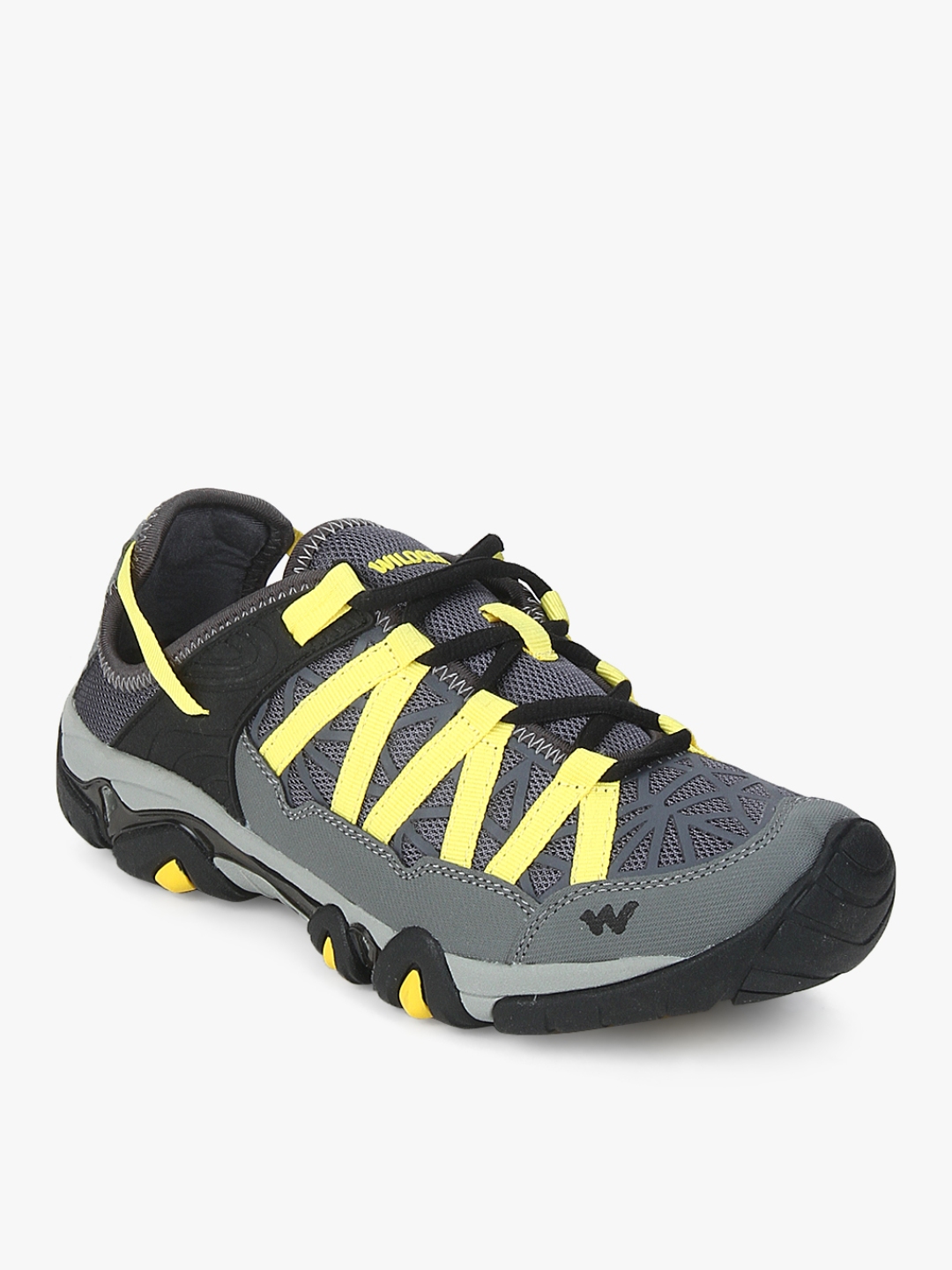 myntra trekking shoes