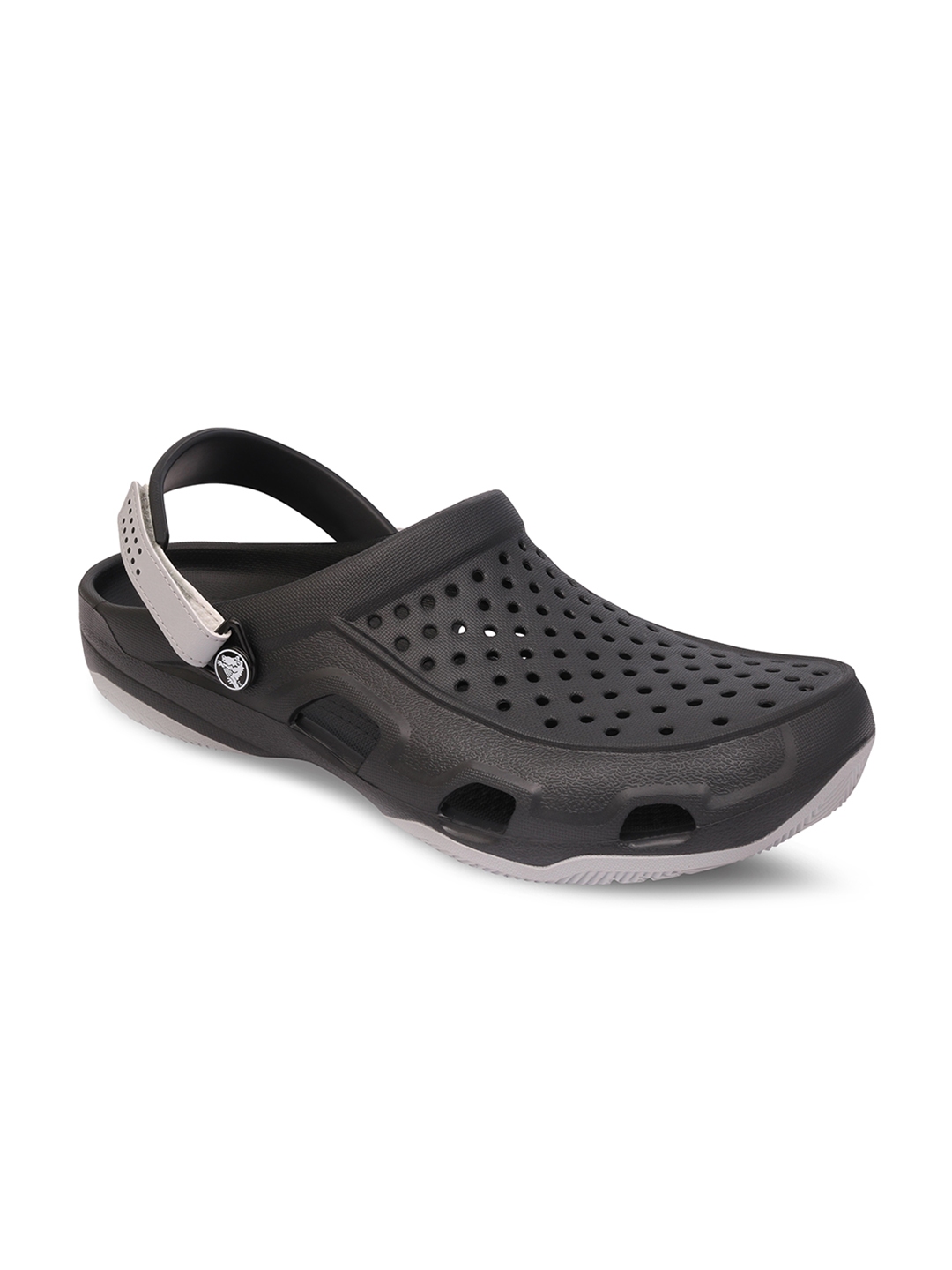 myntra crocs men