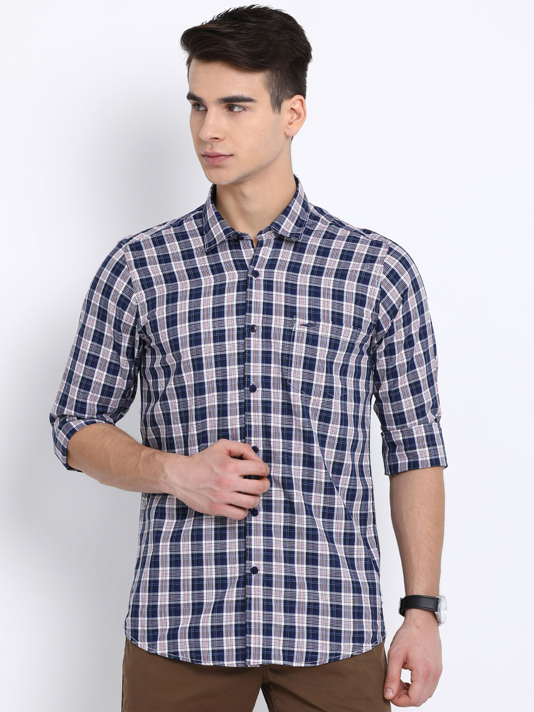 Buy Crocodile Men Navy Blue & Off White Slim Fit Checked Casual Shirt