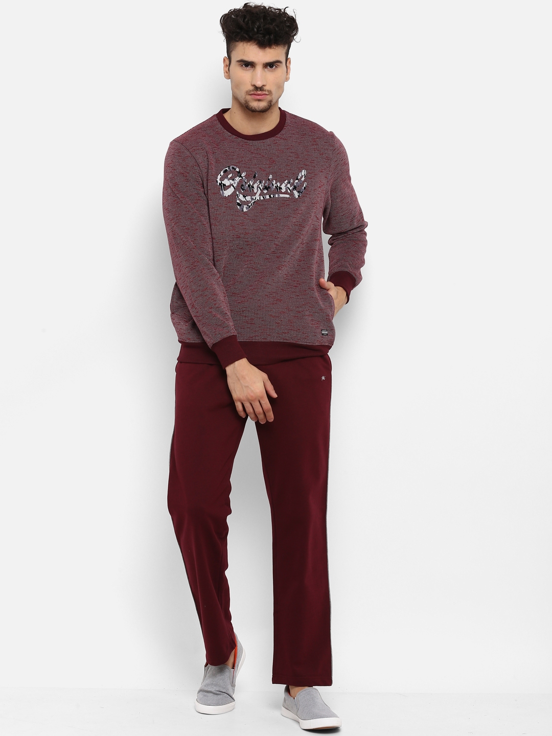 maroon tracksuit pants
