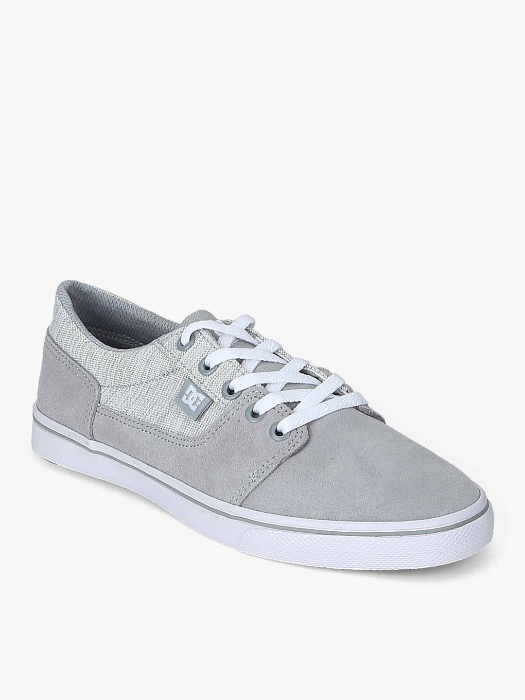 myntra canvas shoes