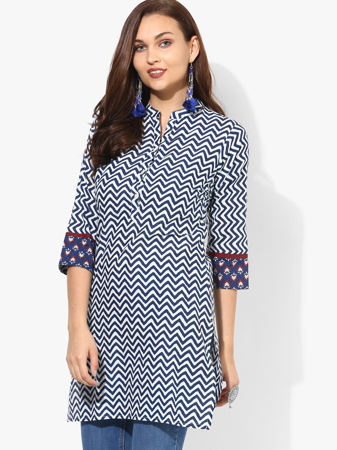 Buy Printed Band Collar Short Kurti With 3/4Th Sleeves And Button Placket Detail Kurtis for