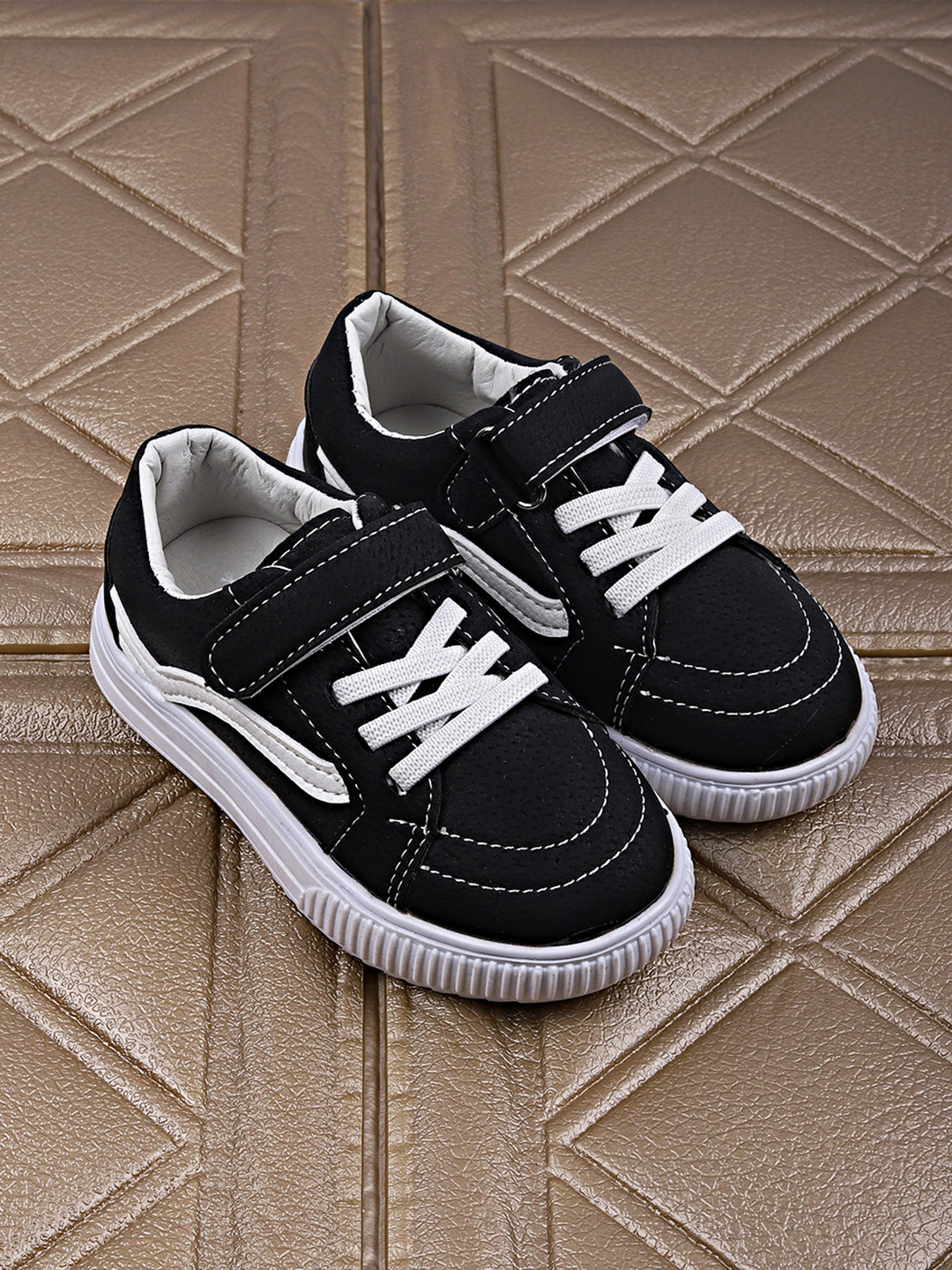 trendy boys sneakers