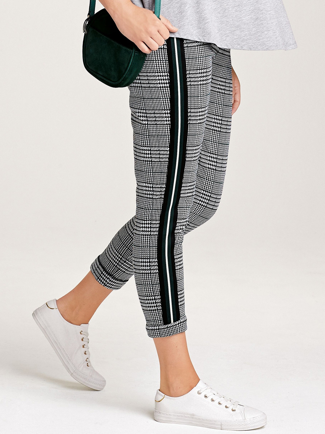 myntra track pants