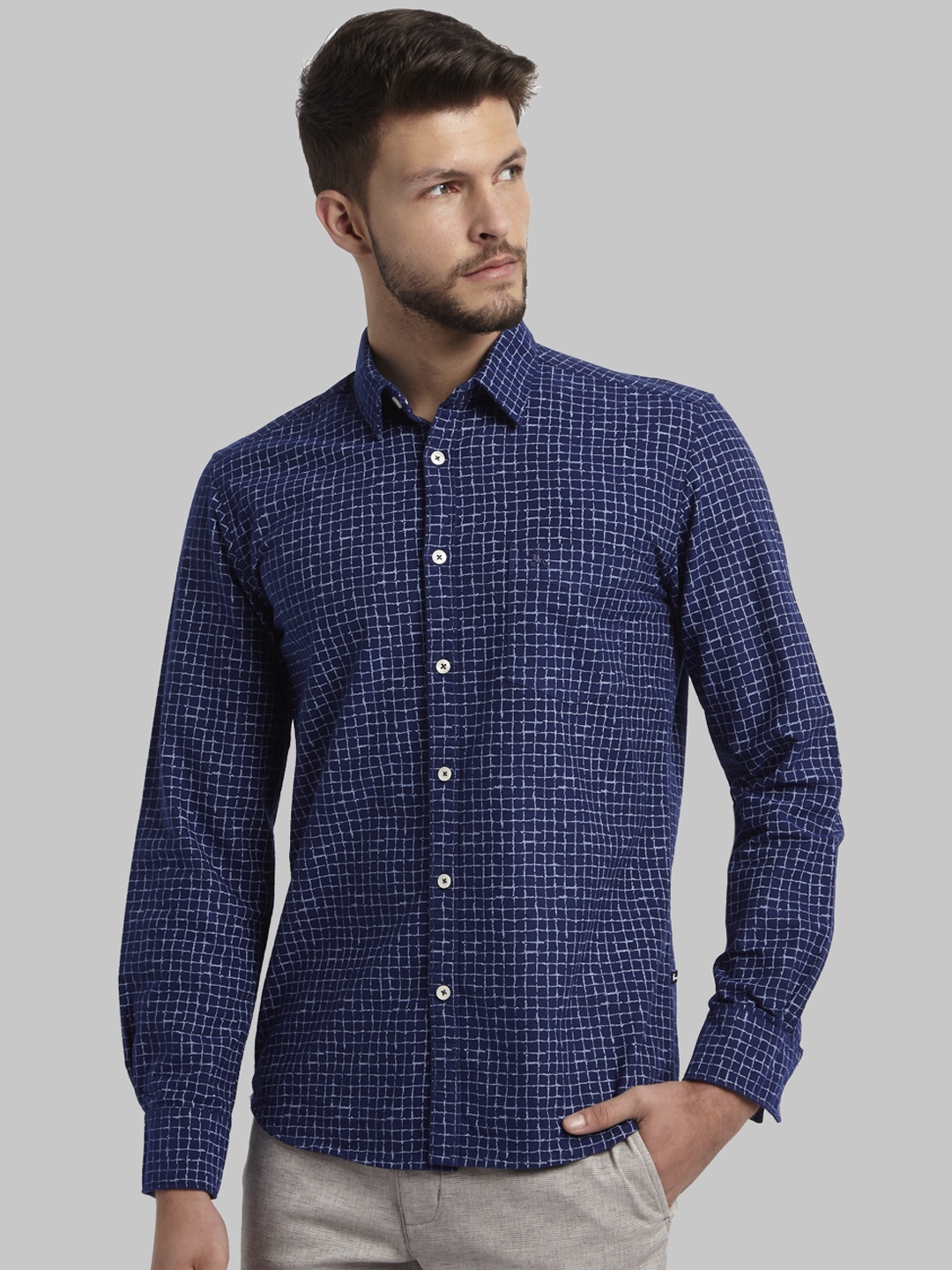 Buy Parx Men Blue & White Slim Fit Checked Casual Shirt - Shirts for ...