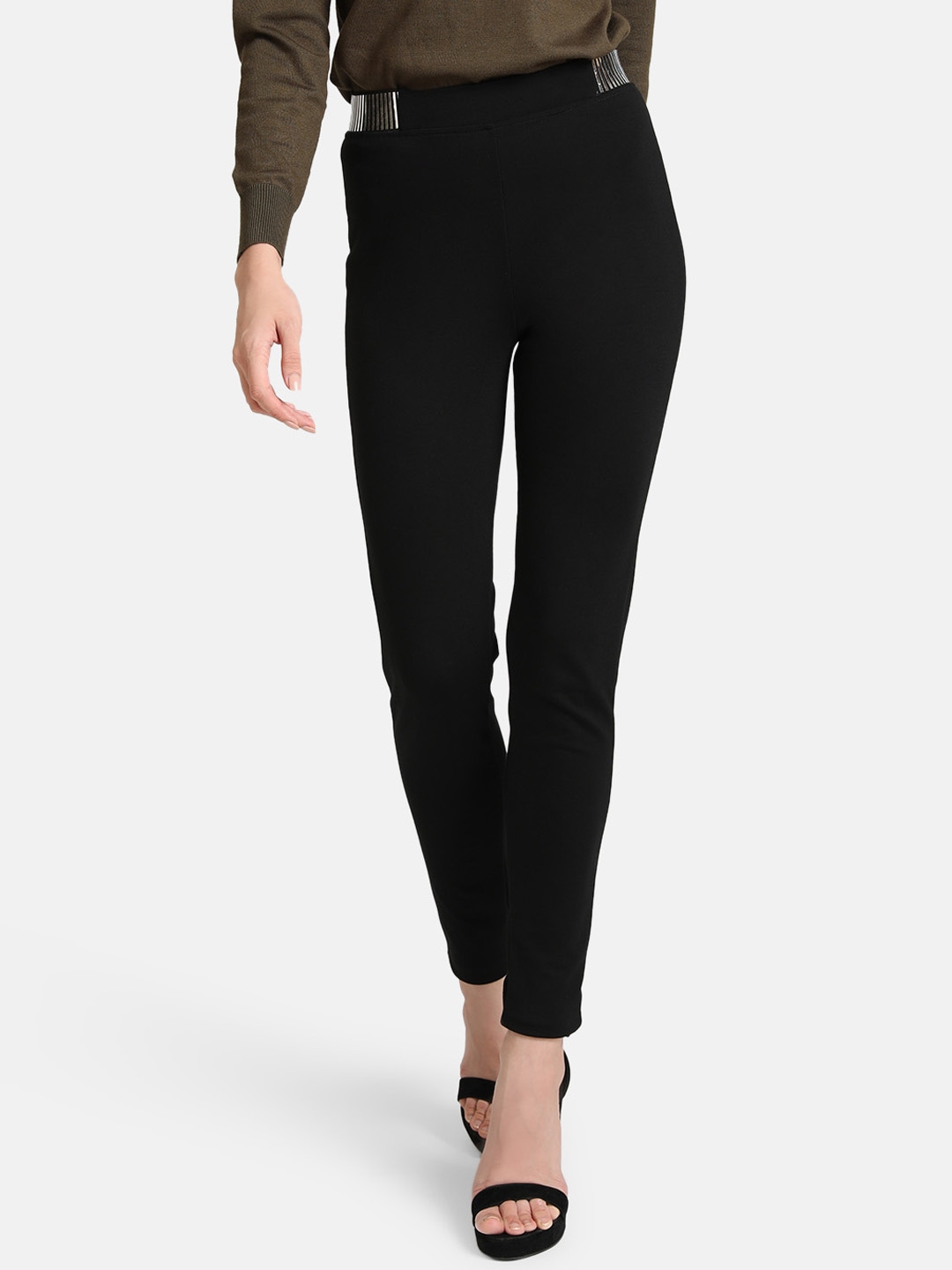 jeggings below 200