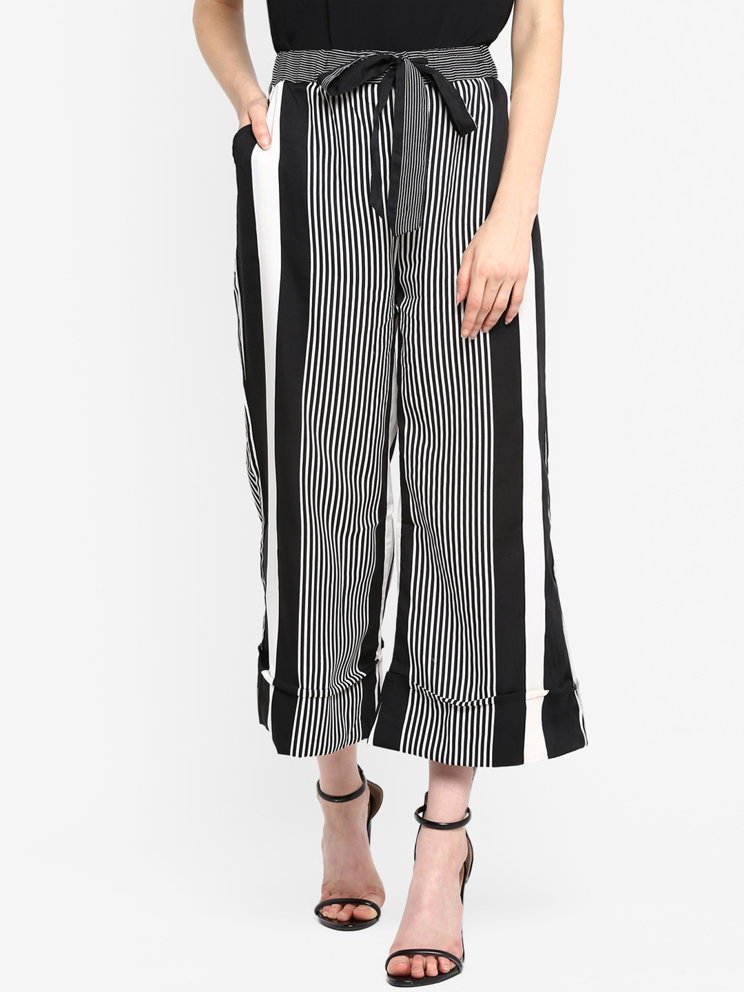 parallel trousers with top