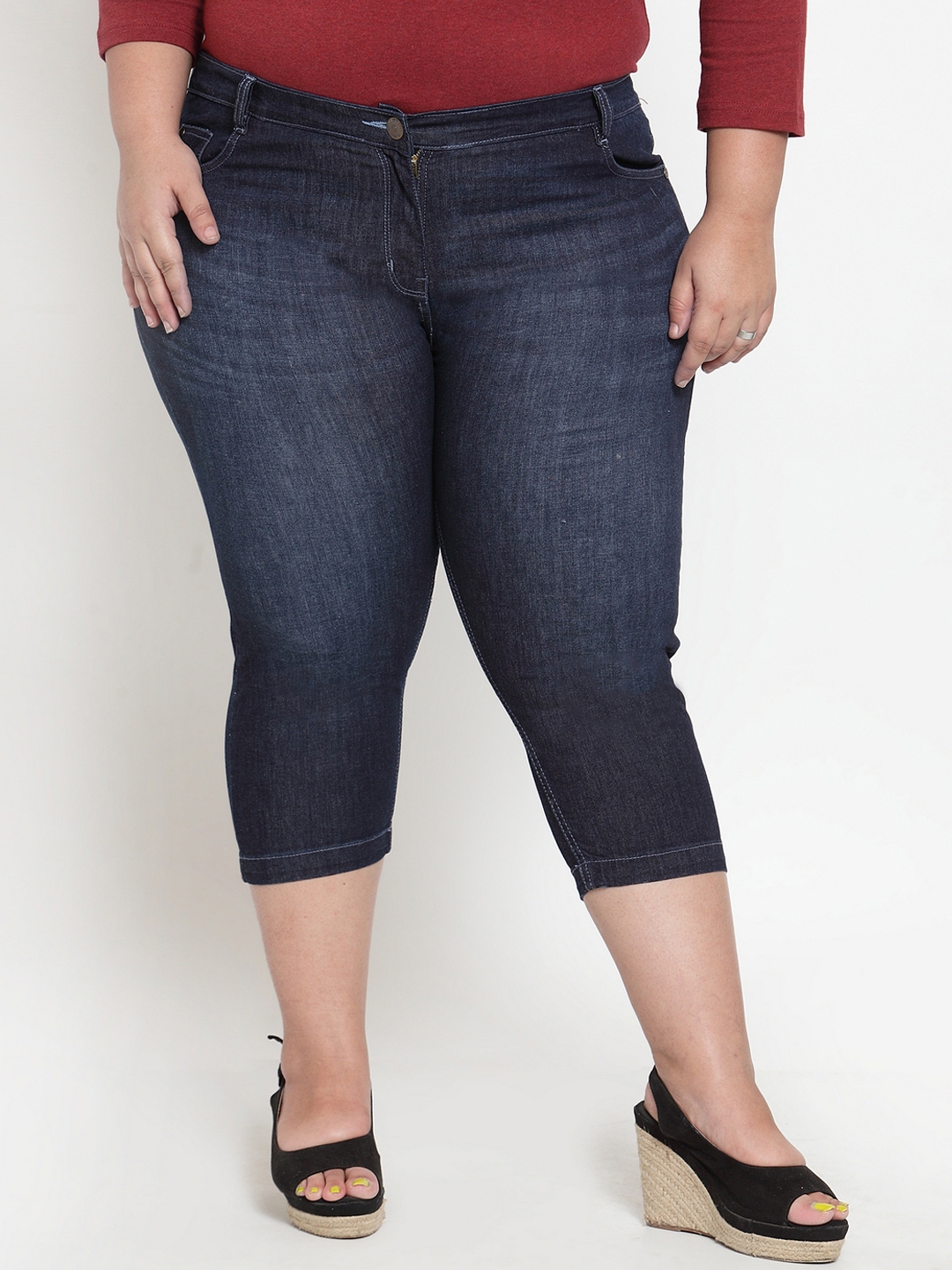 camo capris women's