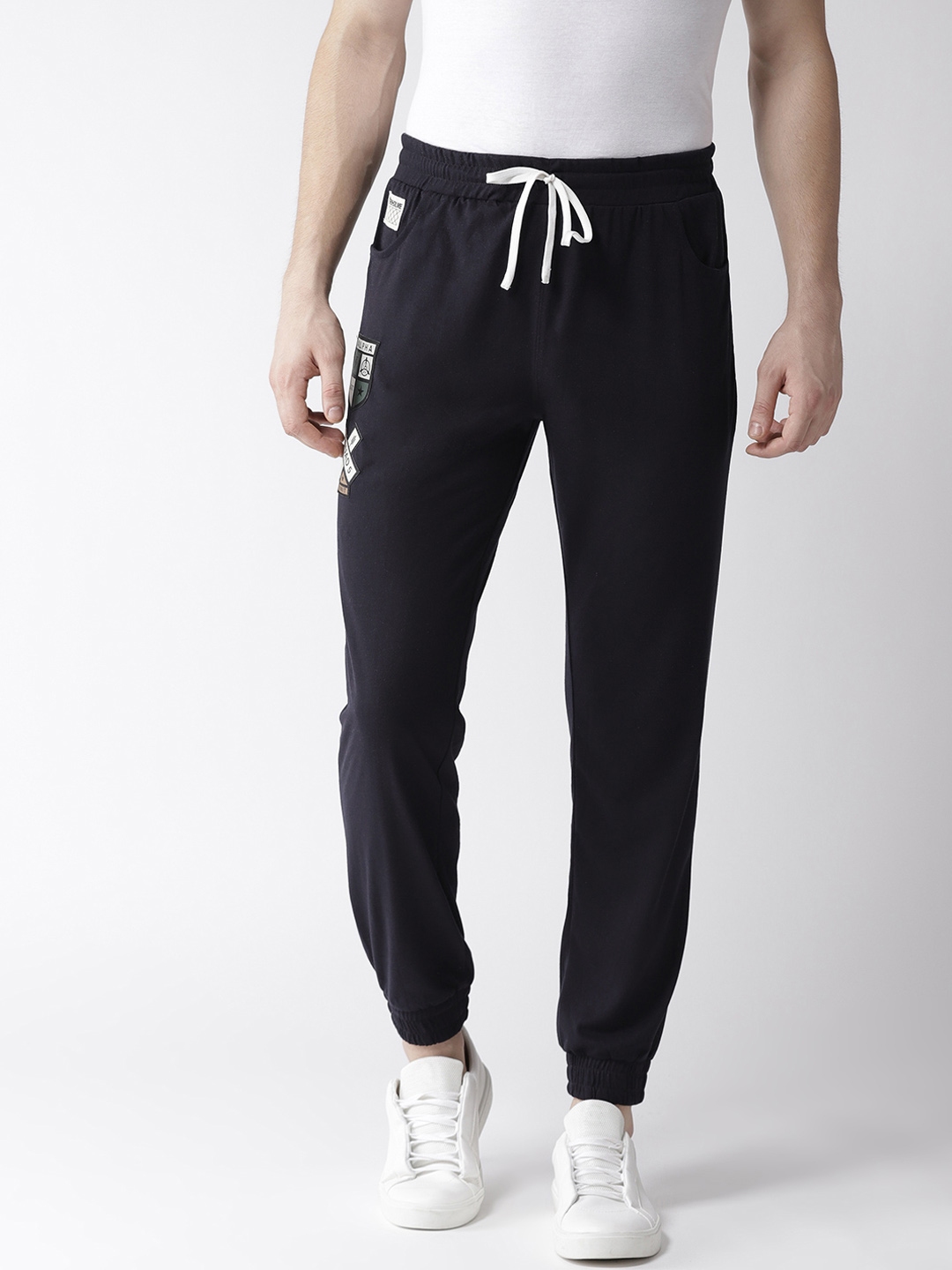 joggers on flipkart