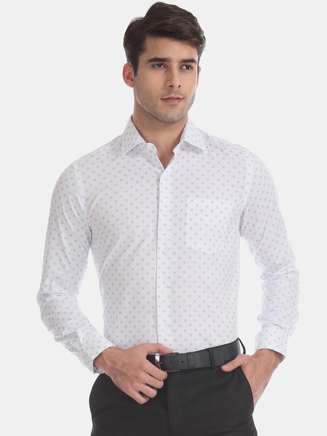 Buy Arrow Men White & Blue Slim Fit Printed Formal Shirt - Shirts for ...