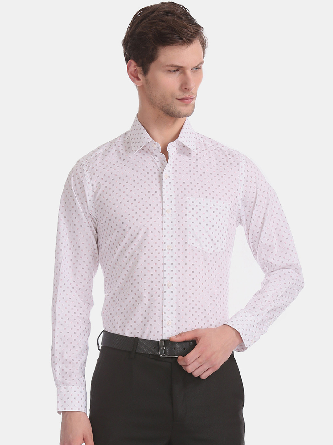 Buy Arrow Men Off White & Pink Slim Fit Printed Formal Shirt Shirts