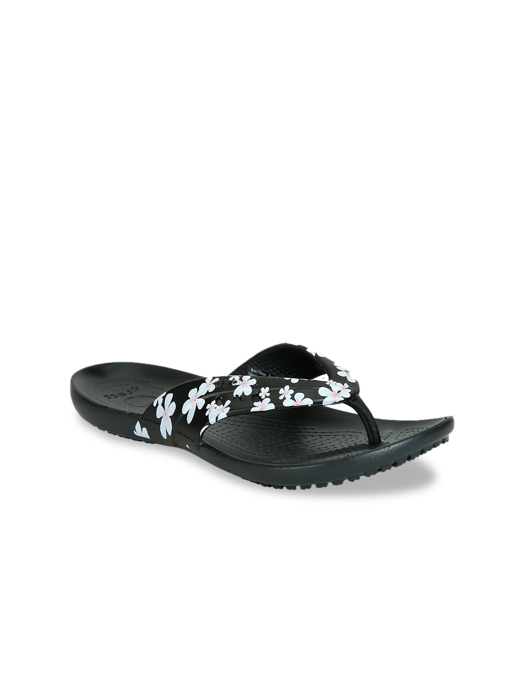 myntra crocs slippers