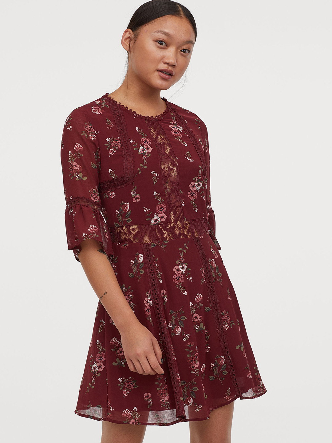 Buy H&M Women Maroon Printed Chiffon Dress With Lace Dresses for