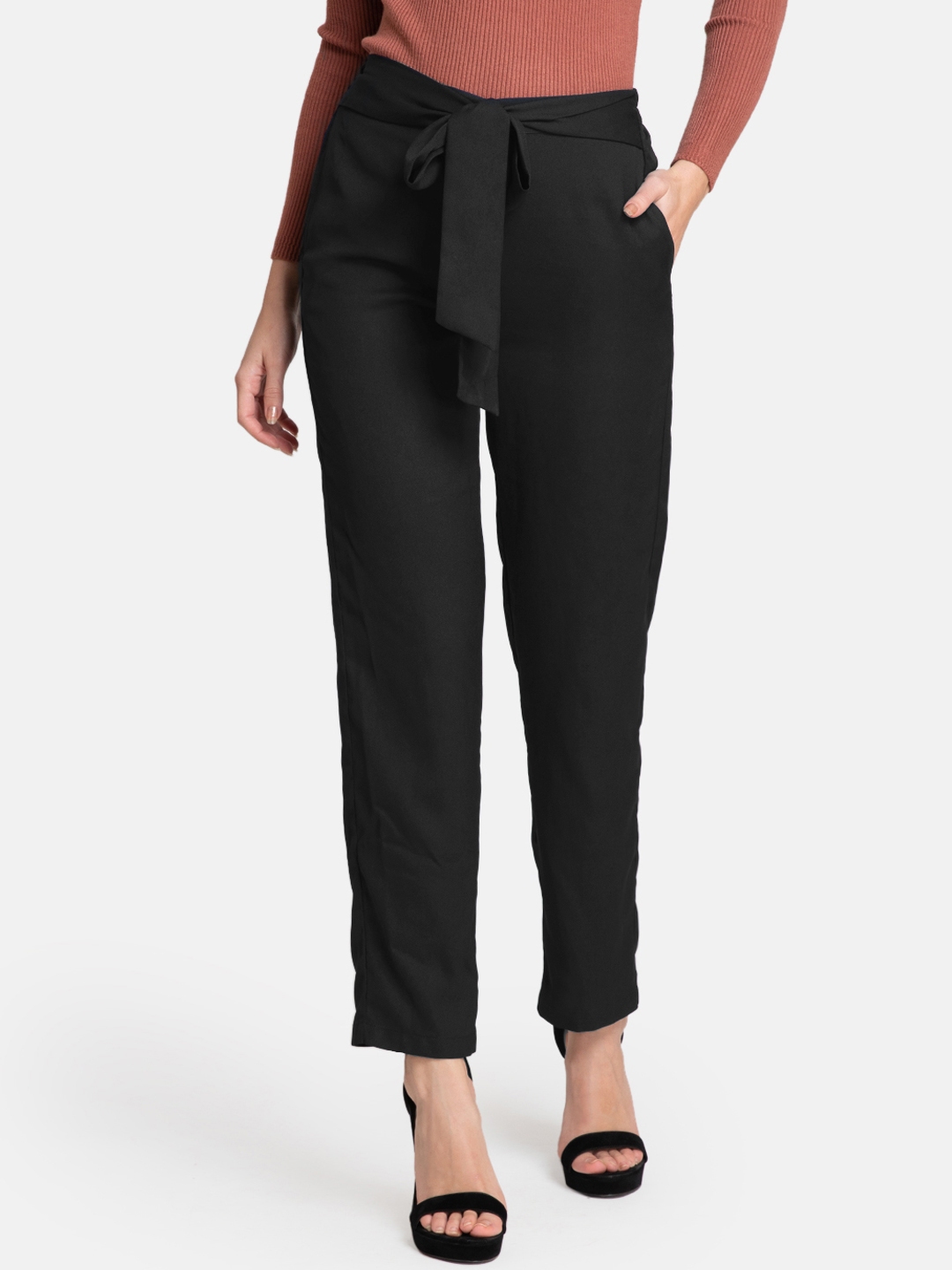 black tapered pants