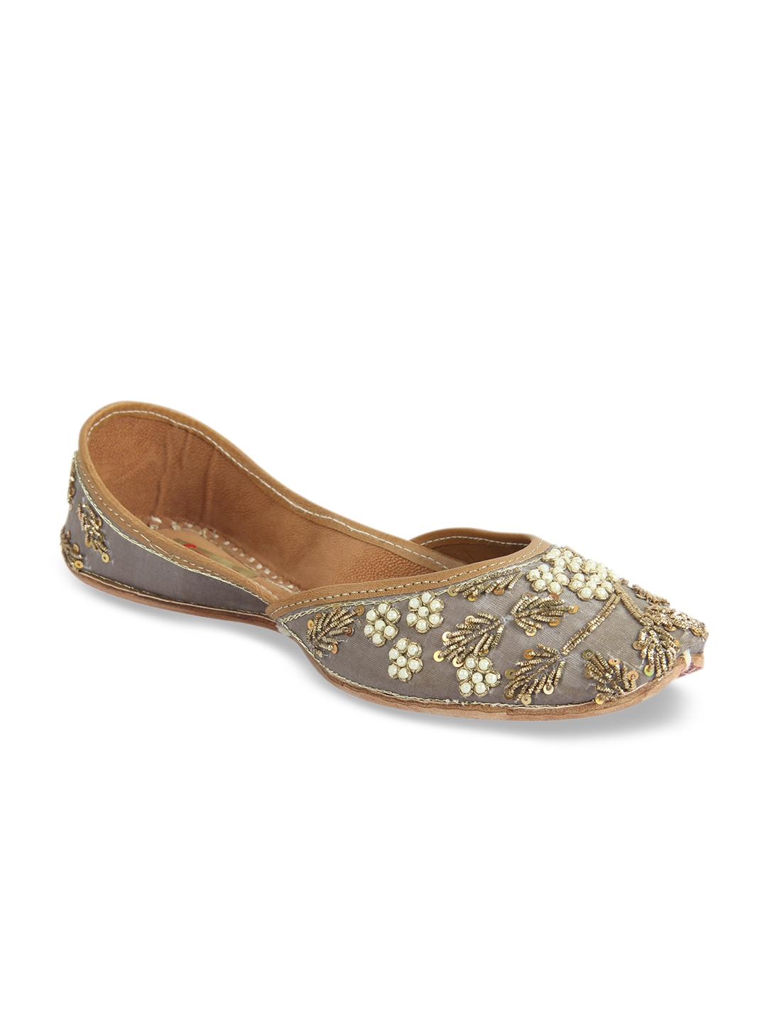 mojaris myntra