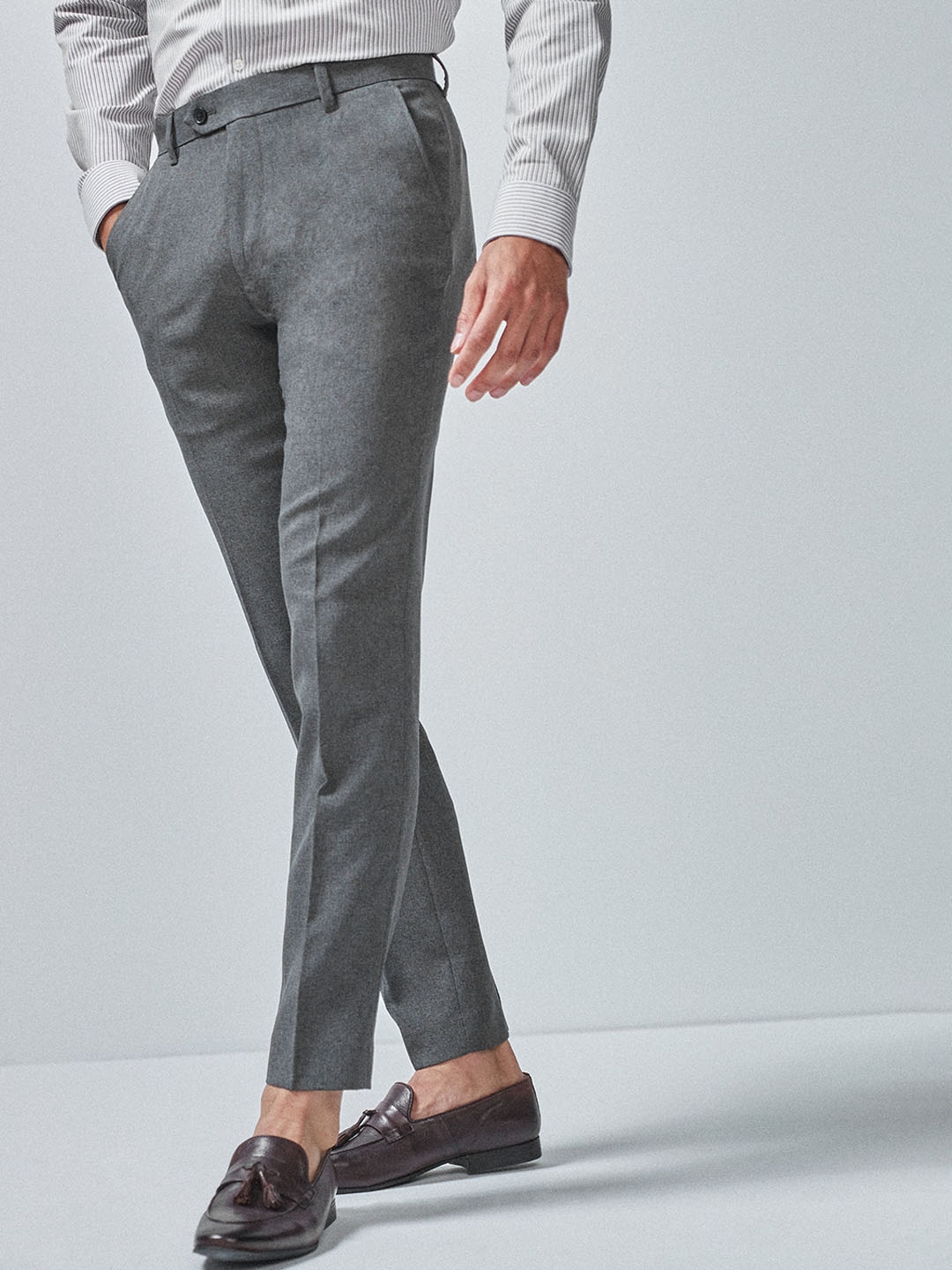grey dri fit trousers