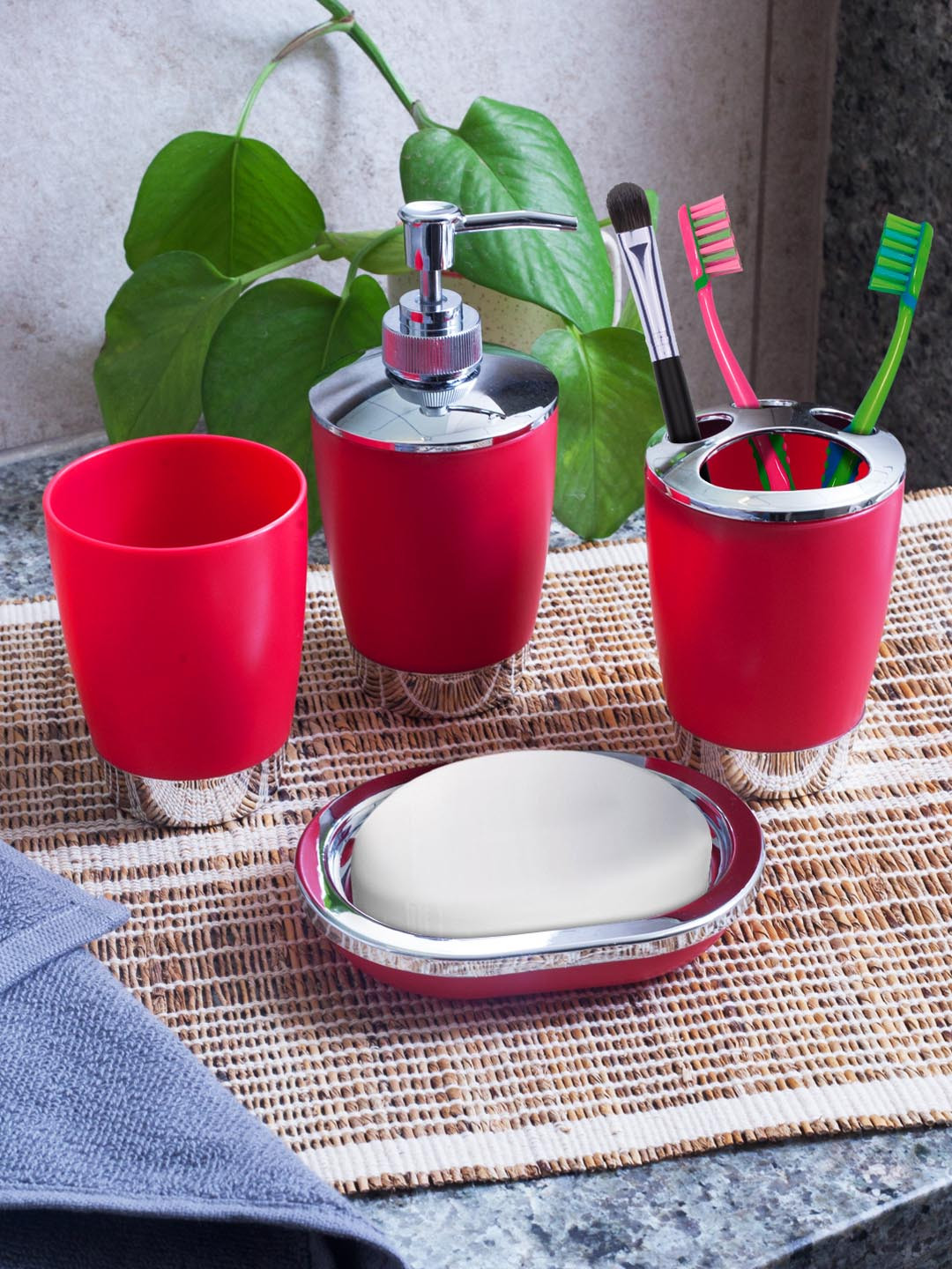 Buy Storyhome Set Of 4 Red Solid Plastic Bathroom Accessories