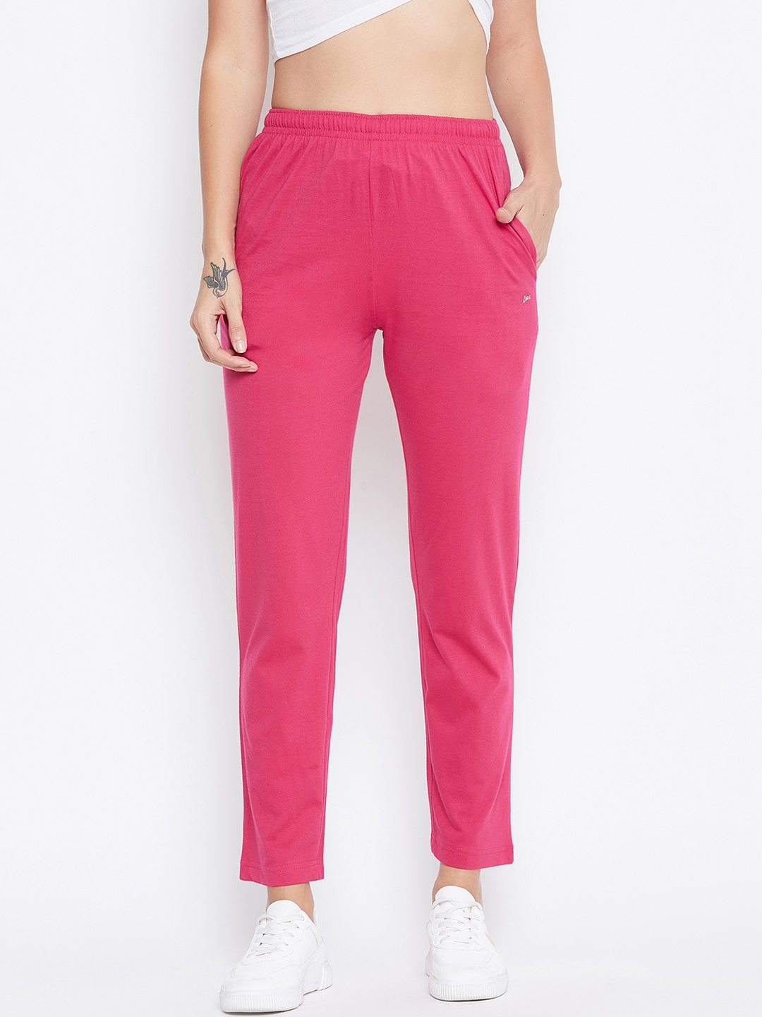 track pants on myntra