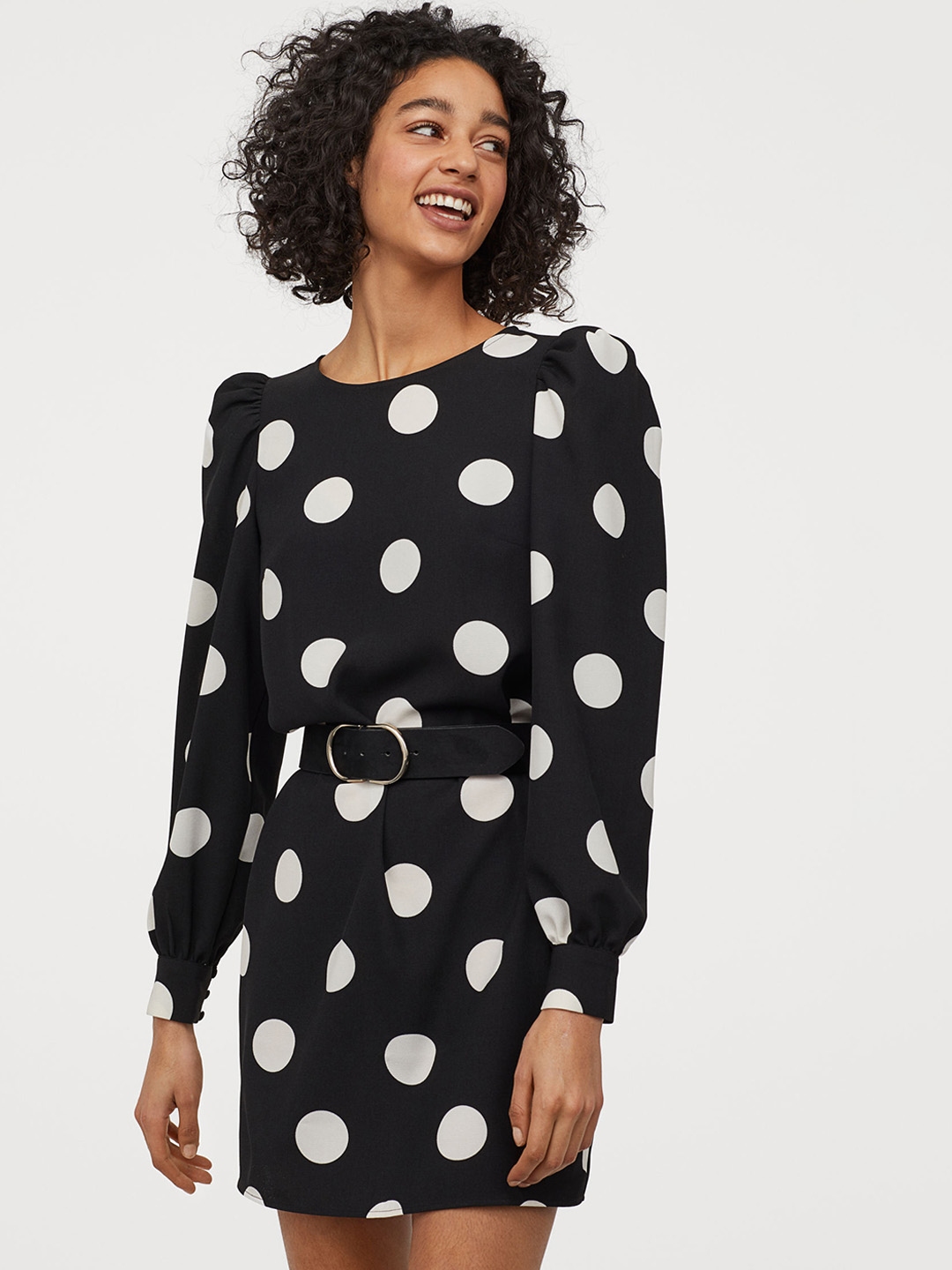 Buy H&M Women Black & White Puff Sleeved Dress - Dresses for Women 11115670 | Myntra