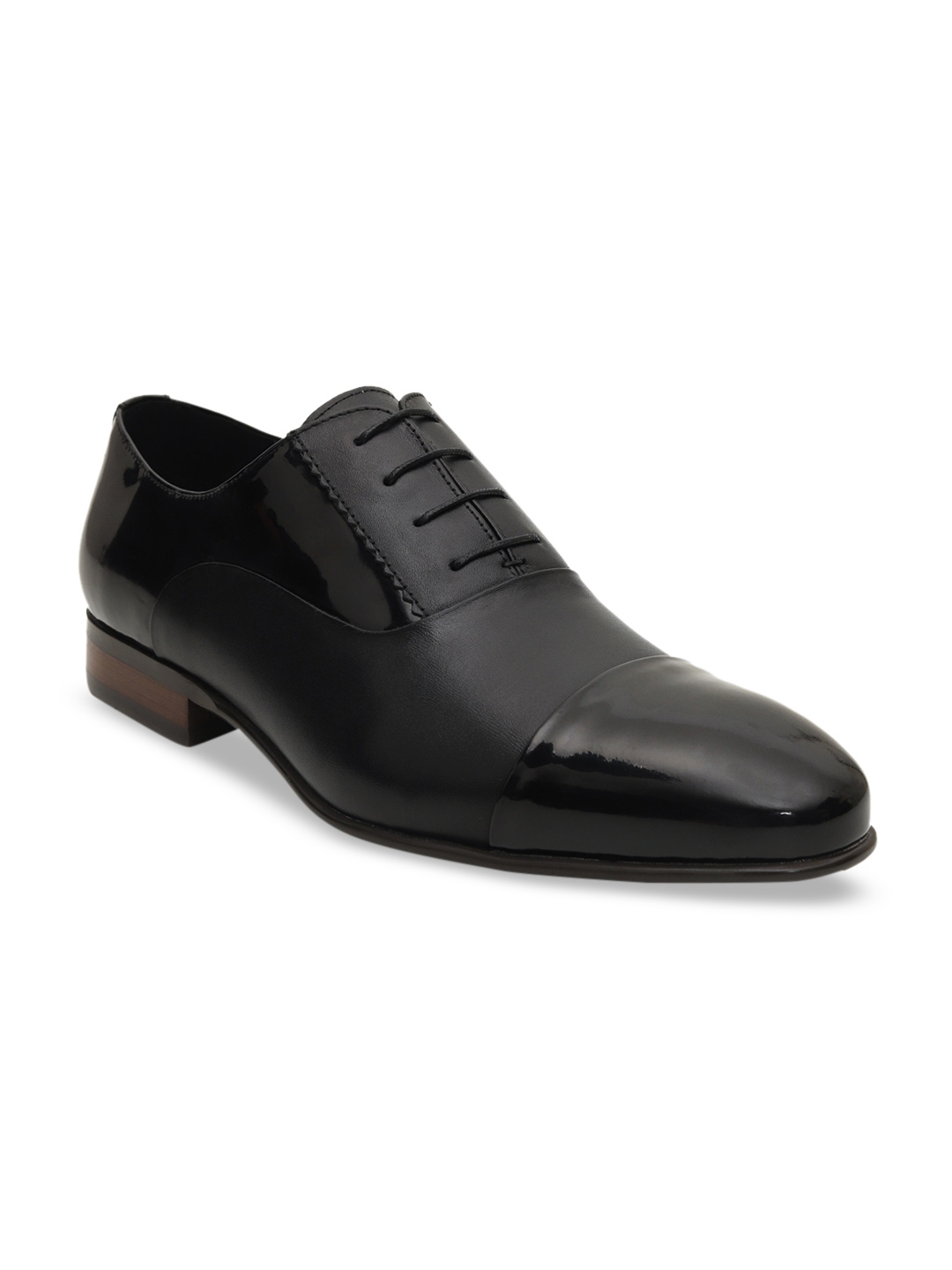 myntra leather shoes for mens