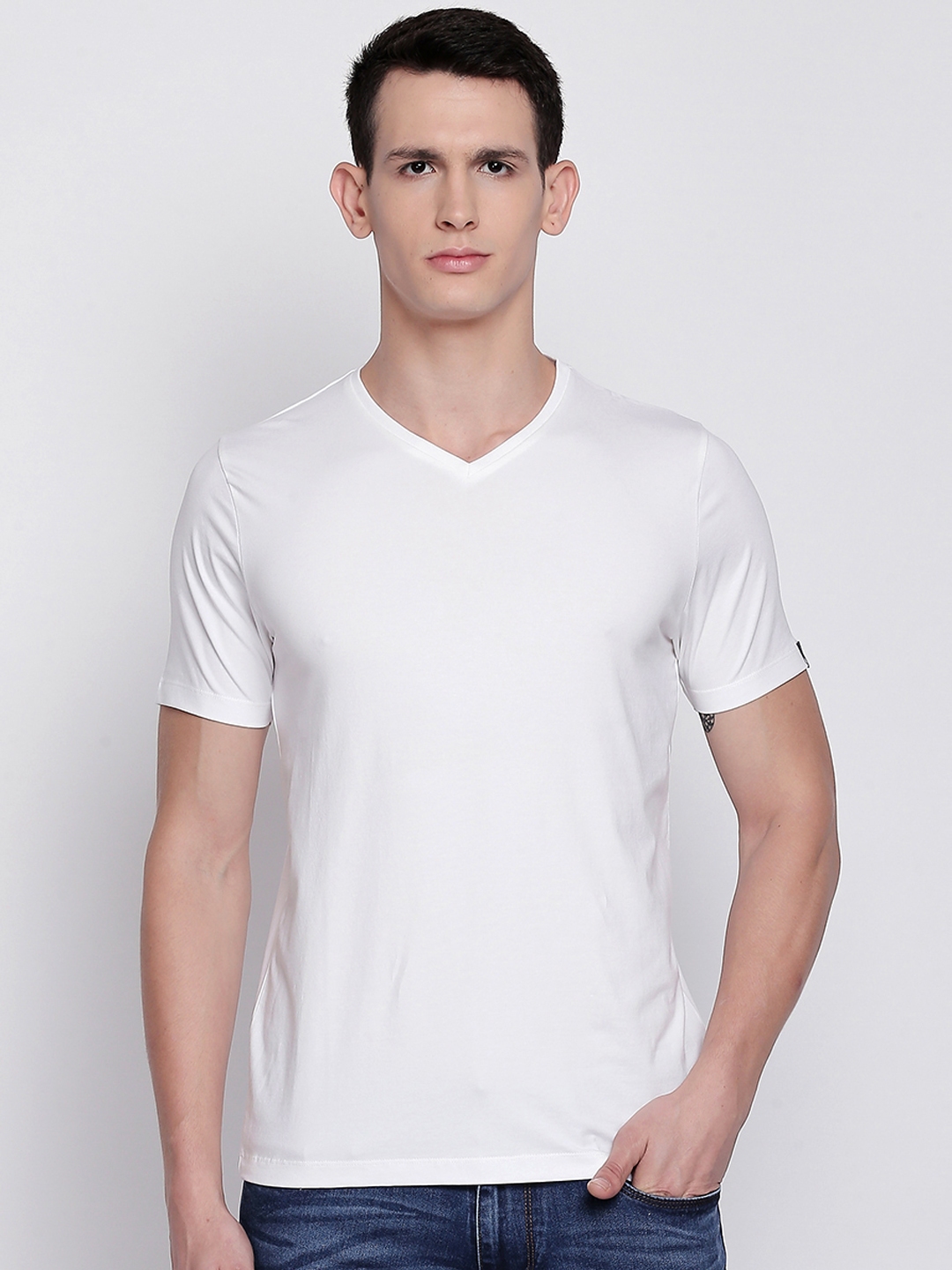 Buy Basics Men White Solid V Neck T Shirt - Tshirts for Men 11124066 ...