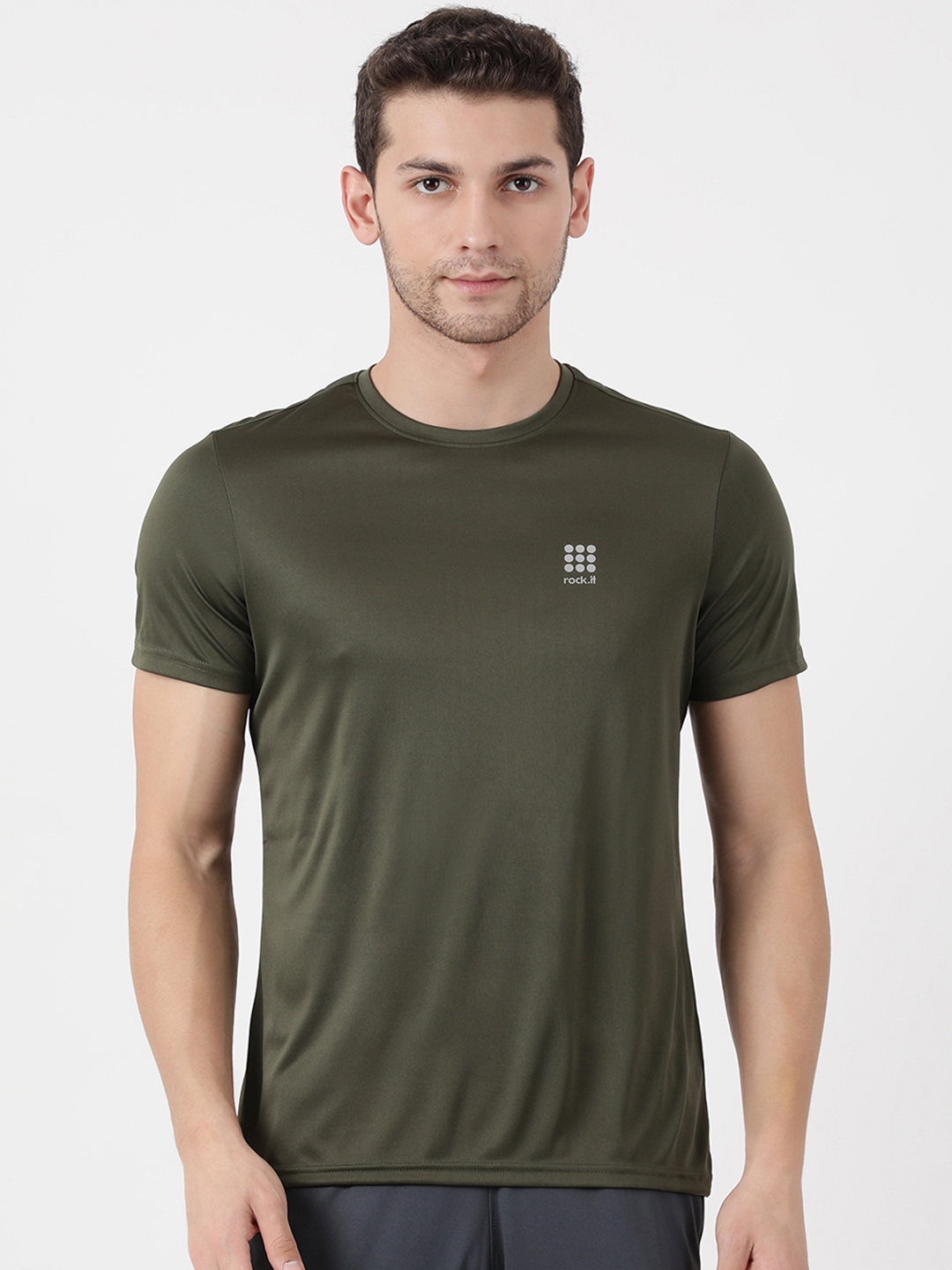 Buy Rock.it Men Green Solid Round Neck T Shirt - Tshirts for Men ...