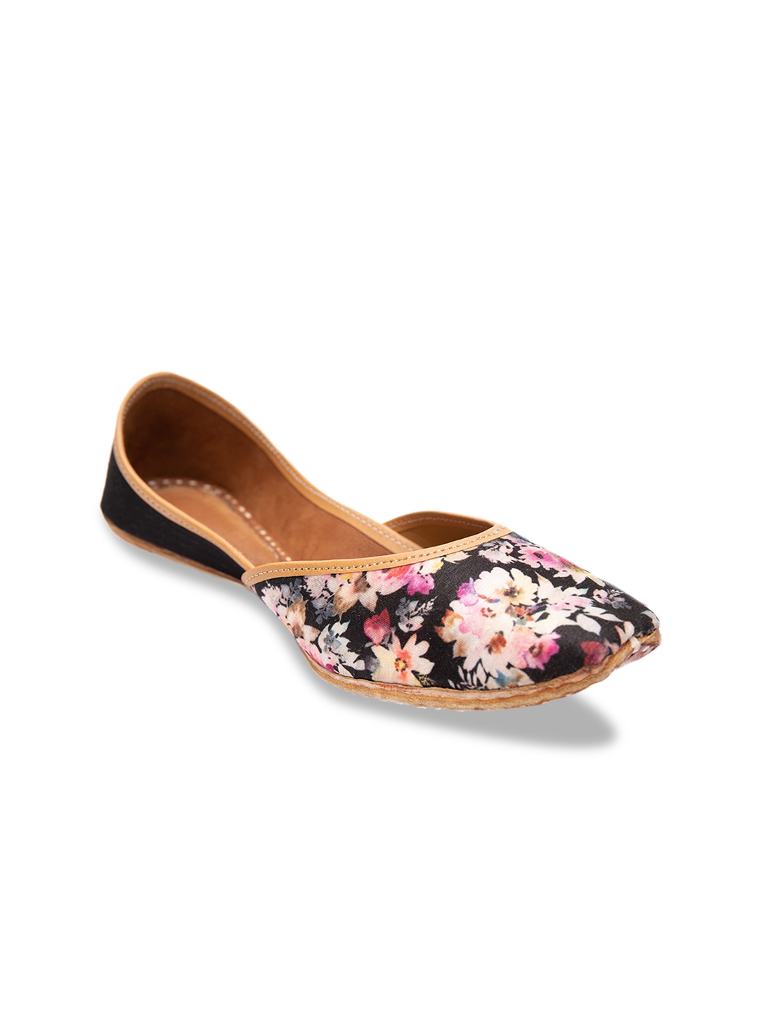 mojaris myntra