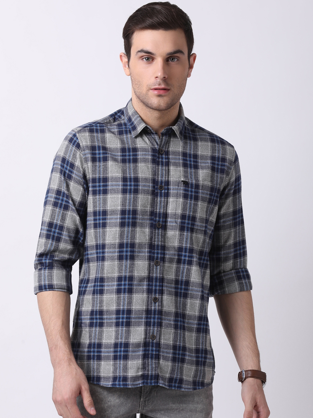 Buy THE BEAR HOUSE Men Grey & Blue Slim Fit Checked Casual Shirt ...